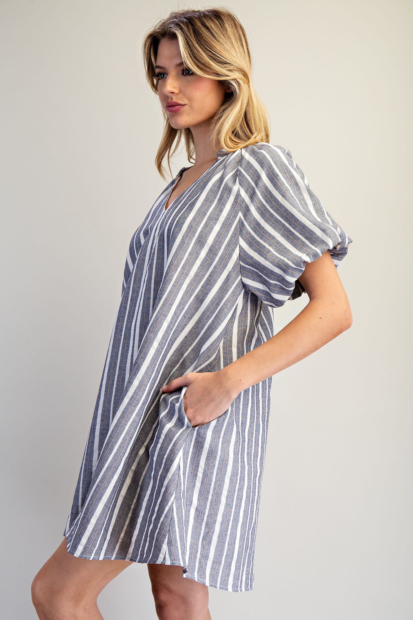 DK14679 - BLUE GRAY