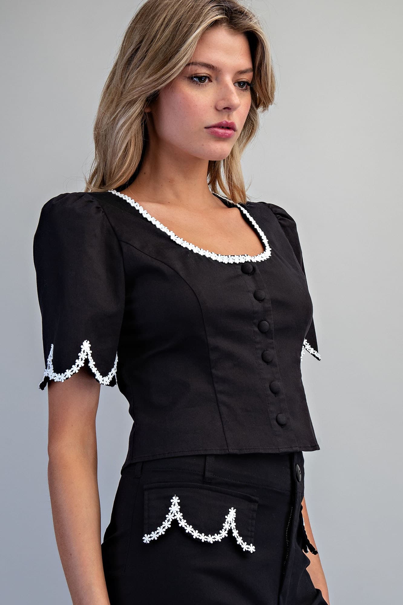 TH15559 - BLACK