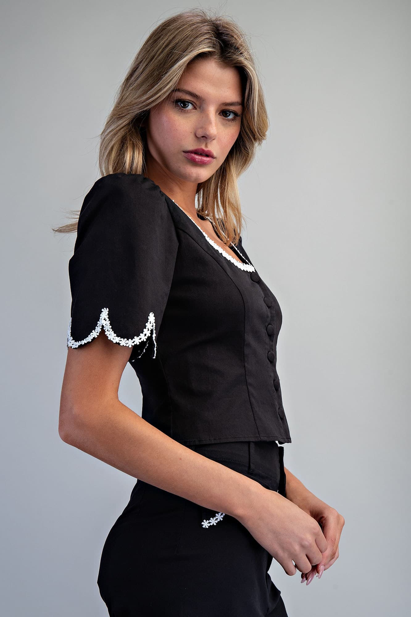 TH15559 - BLACK