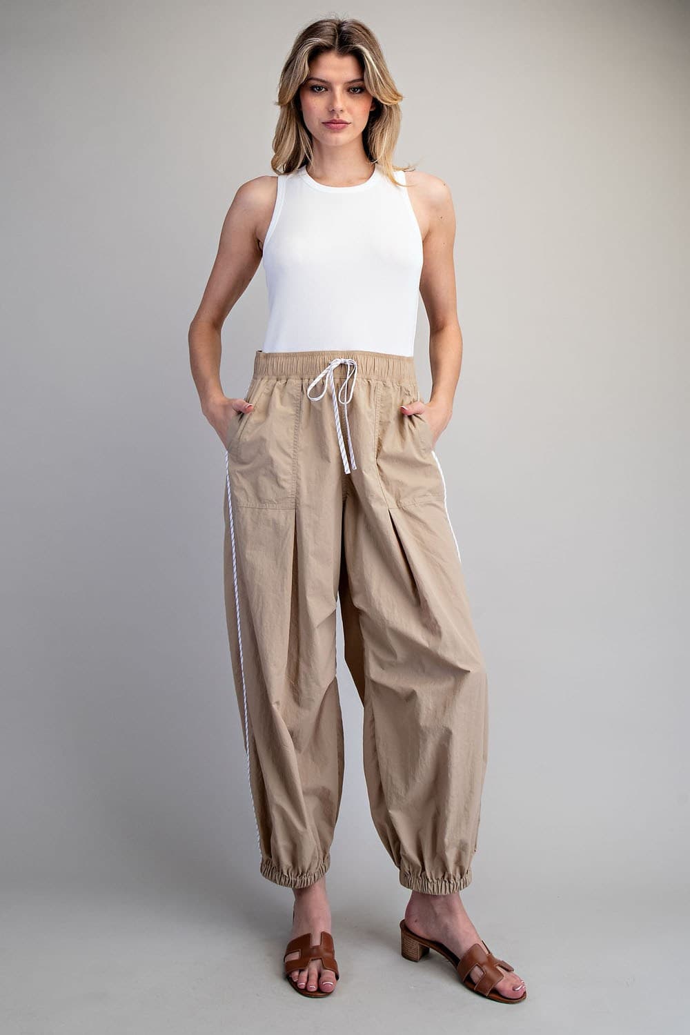 BH15359 - TAUPE