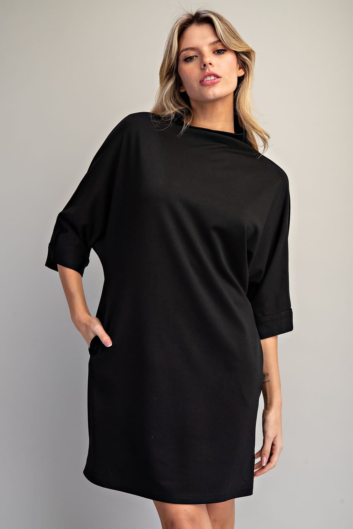 DK16086 - BLACK