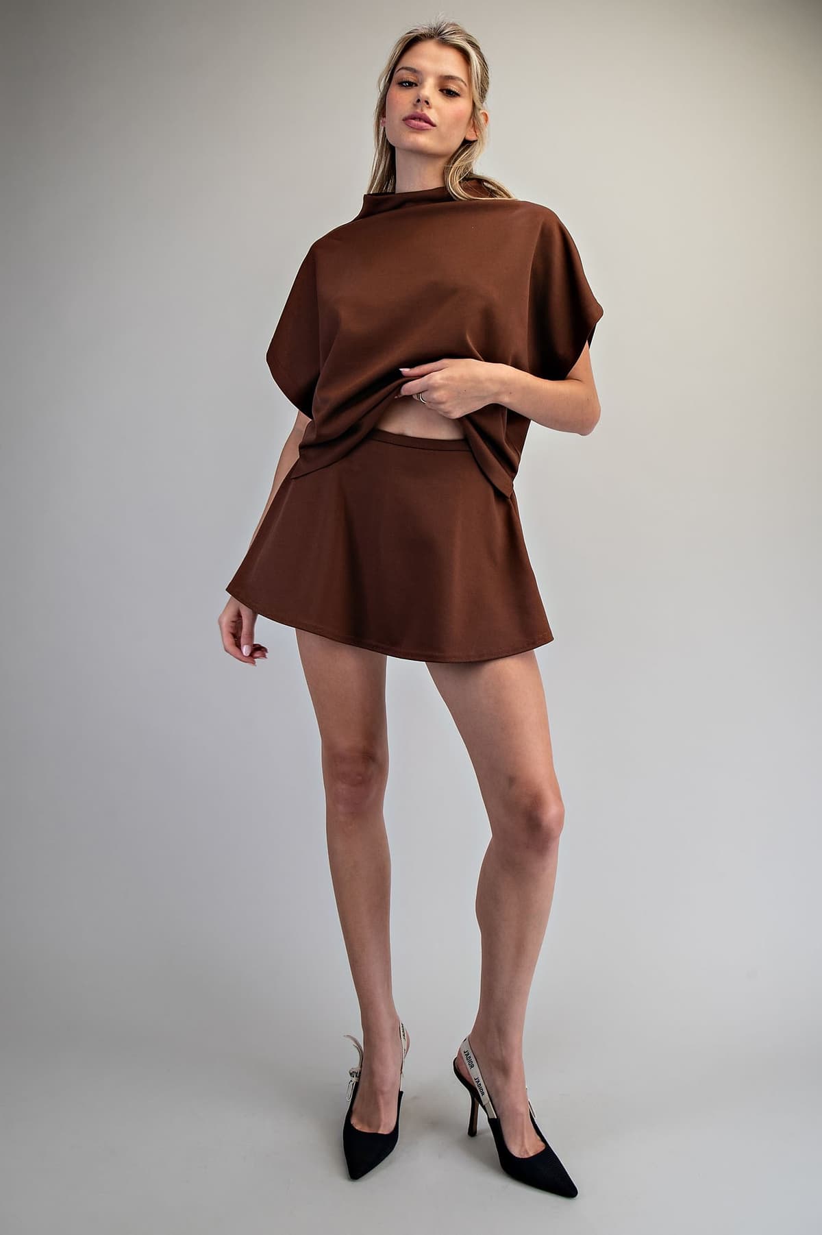 SHO15717 - BROWN