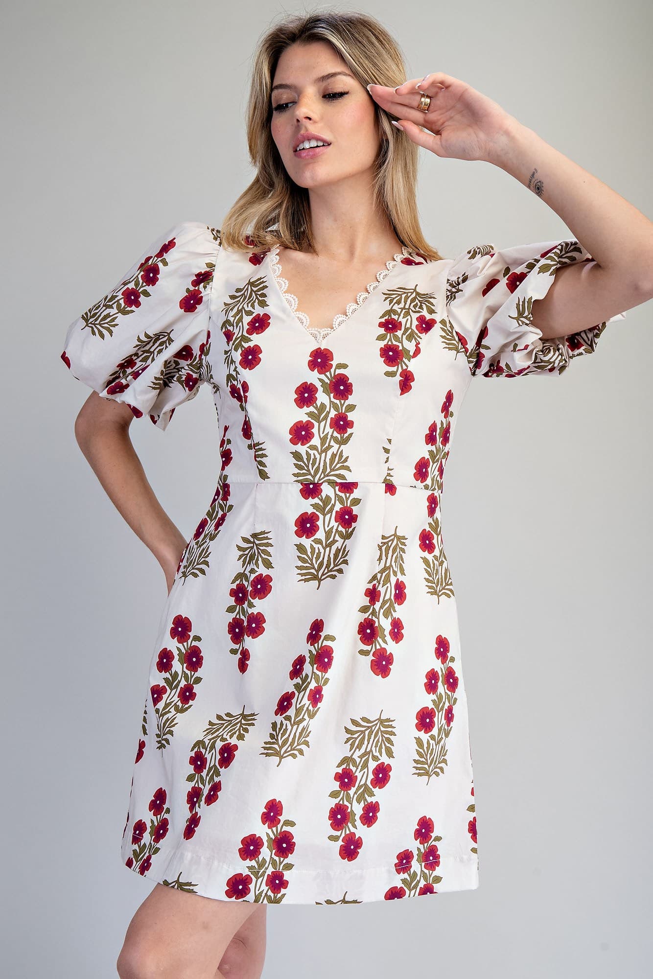 DH15577 - RASPBERRY CREAM