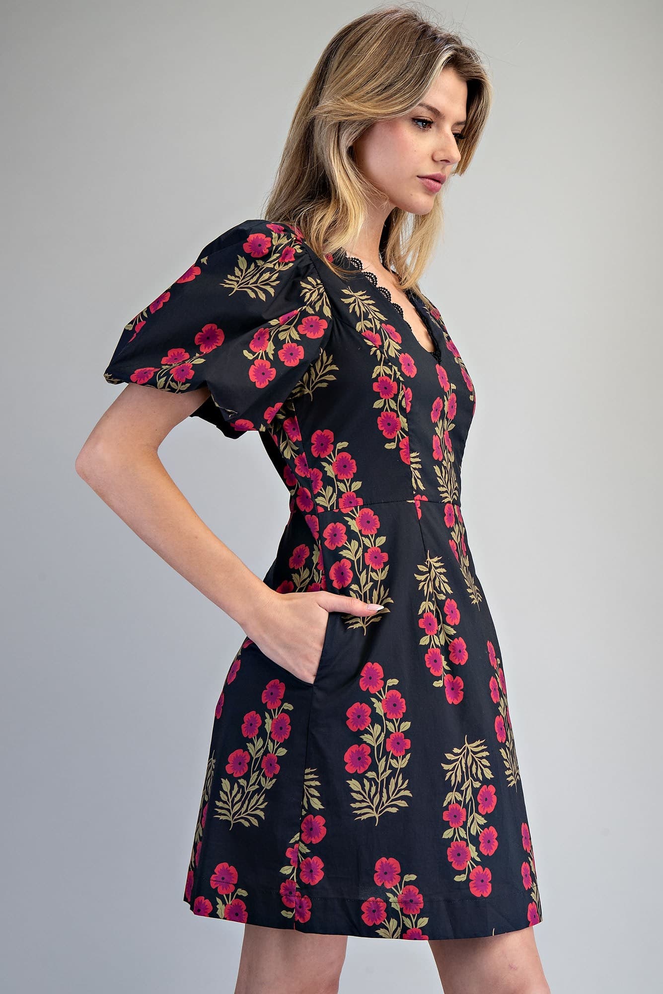 DH15577 - BLACK