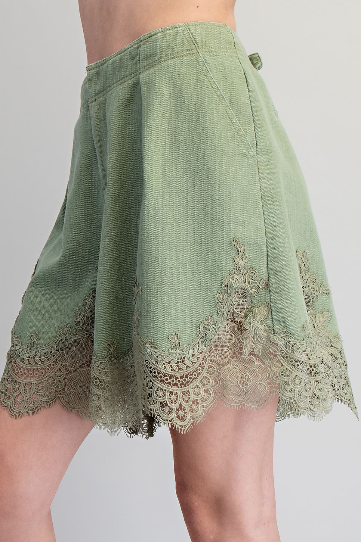 PK14935 - EUCALYPTUS
