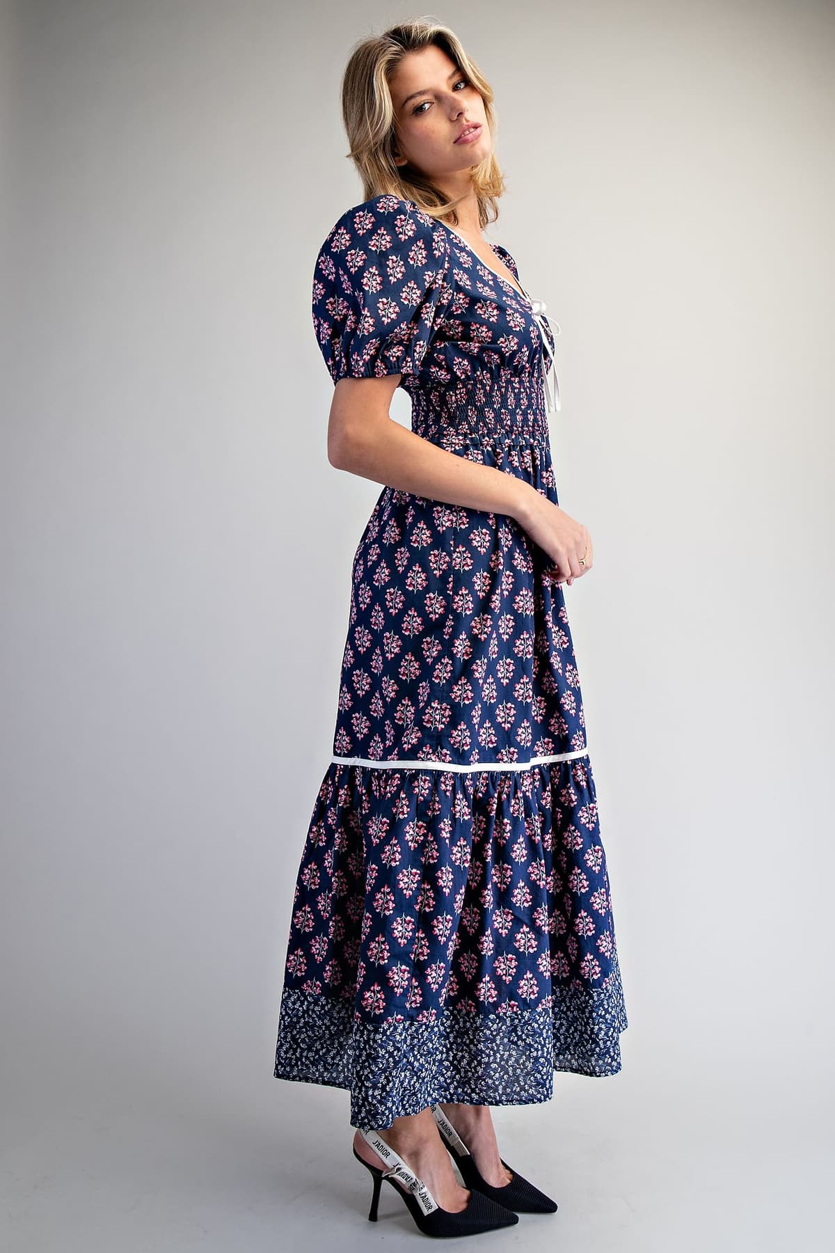 DH15572 - NAVY