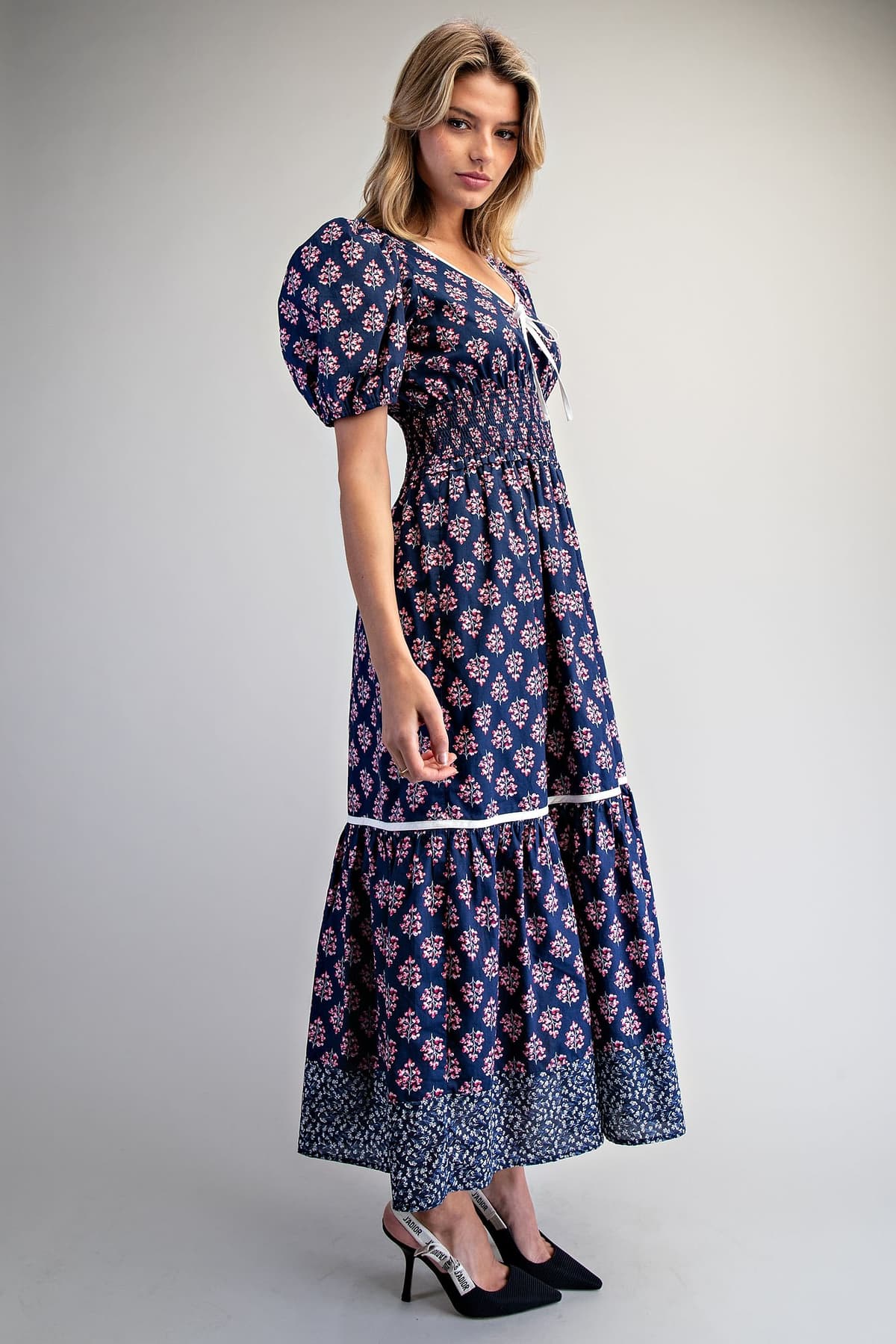 DH15572 - NAVY