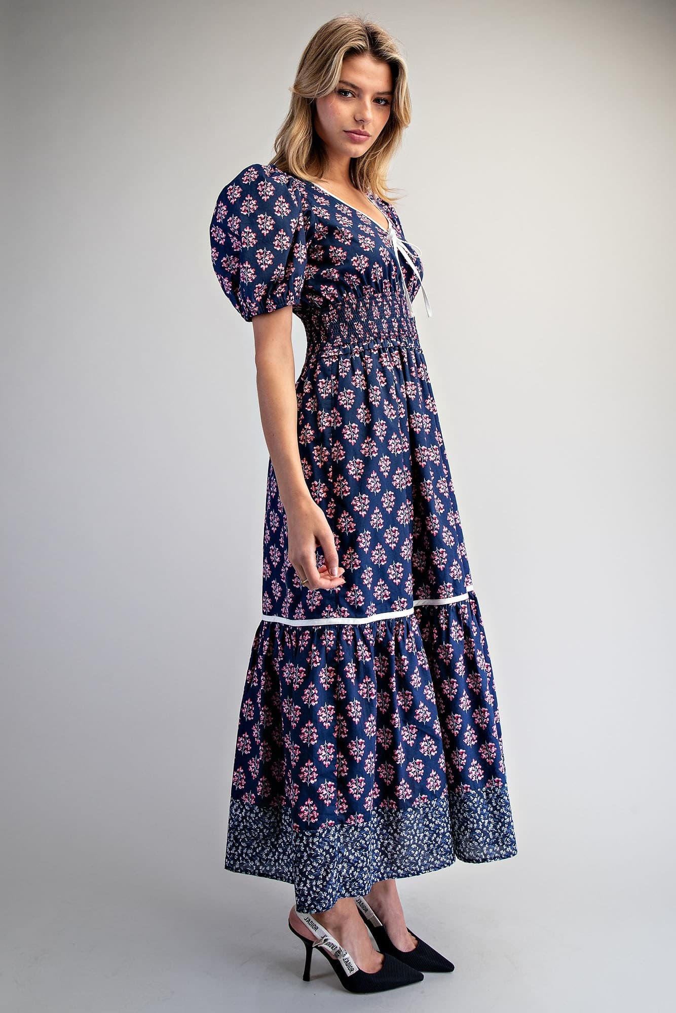 DH15572 - NAVY