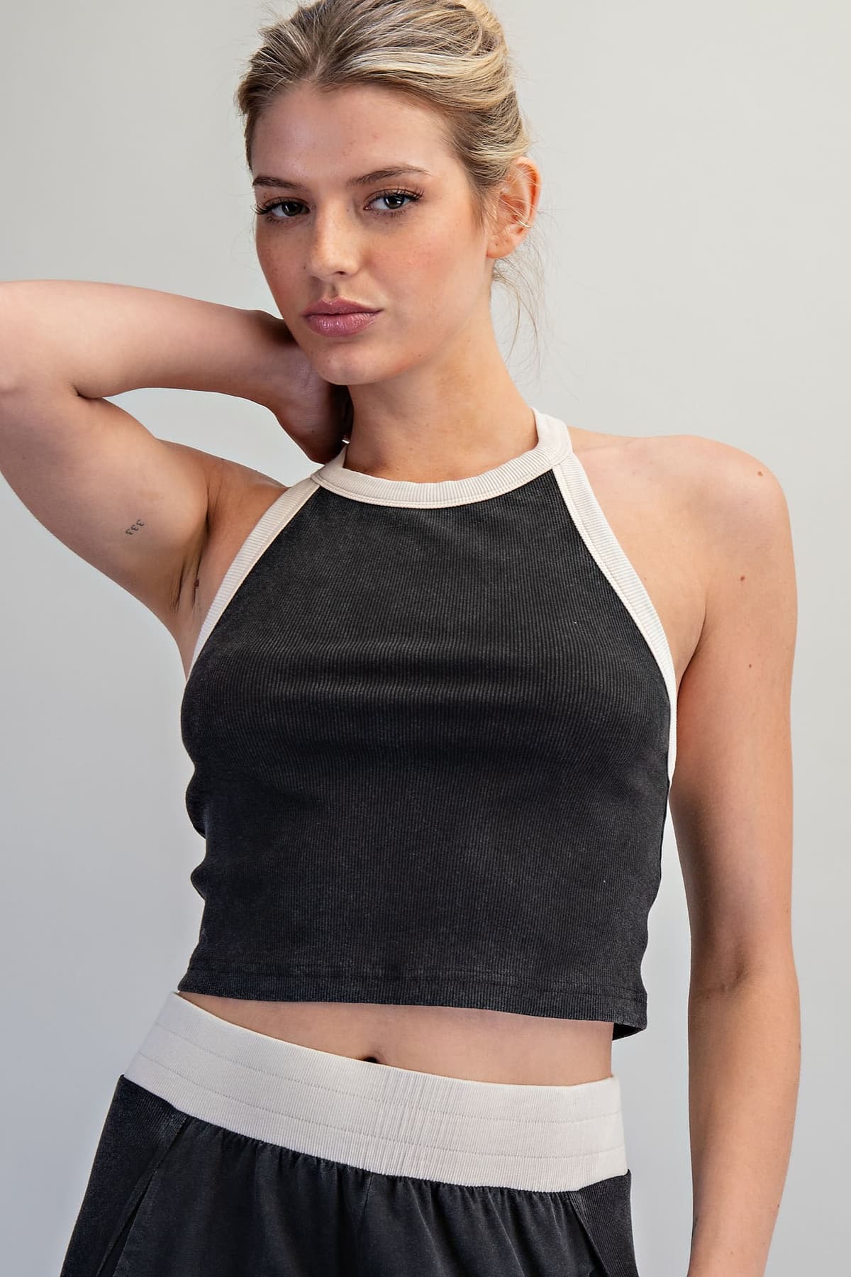 TH15634 - ASH BLACK