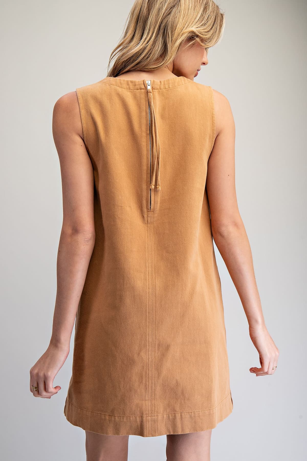 DK16189 - CARAMEL