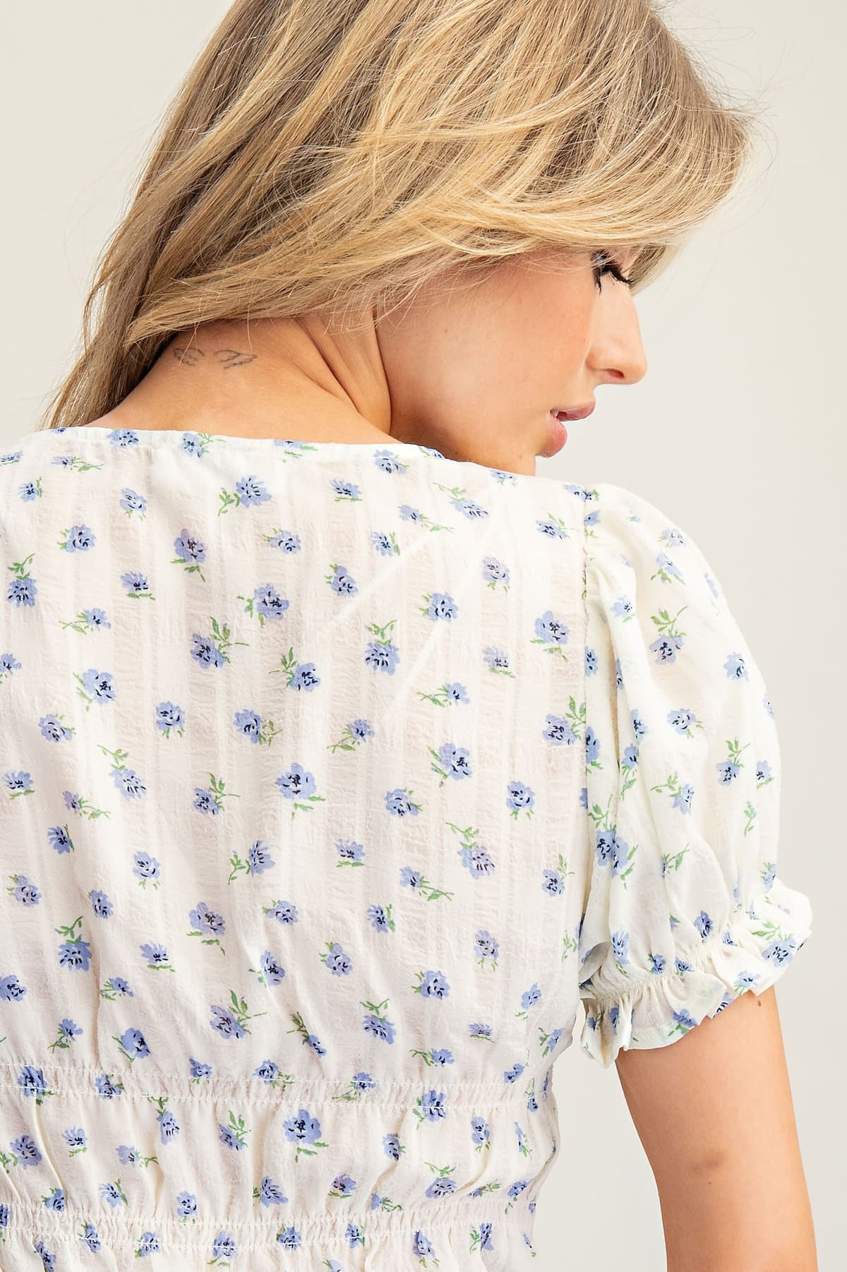 TH15483 - CORNFLOWER CREAM
