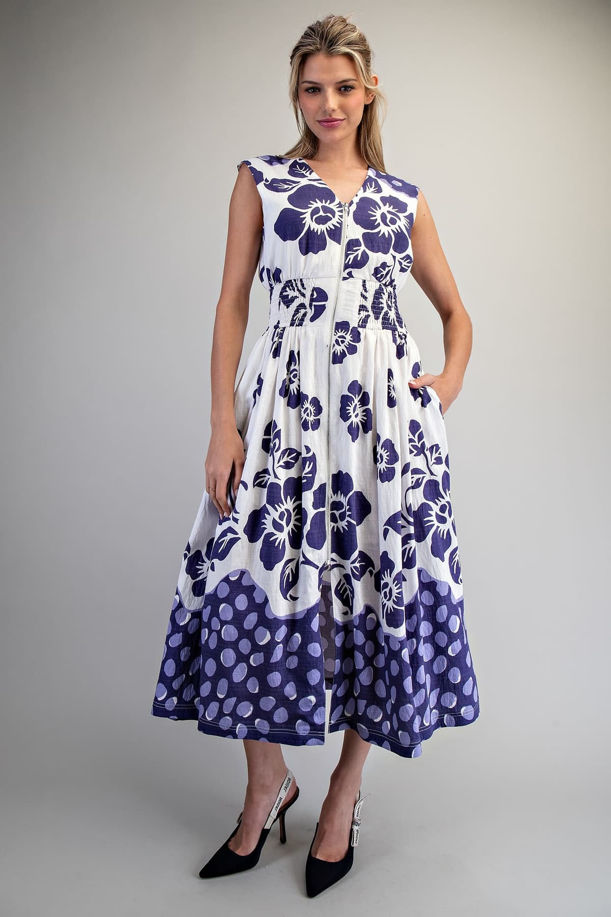 DH15555 - GRAPE