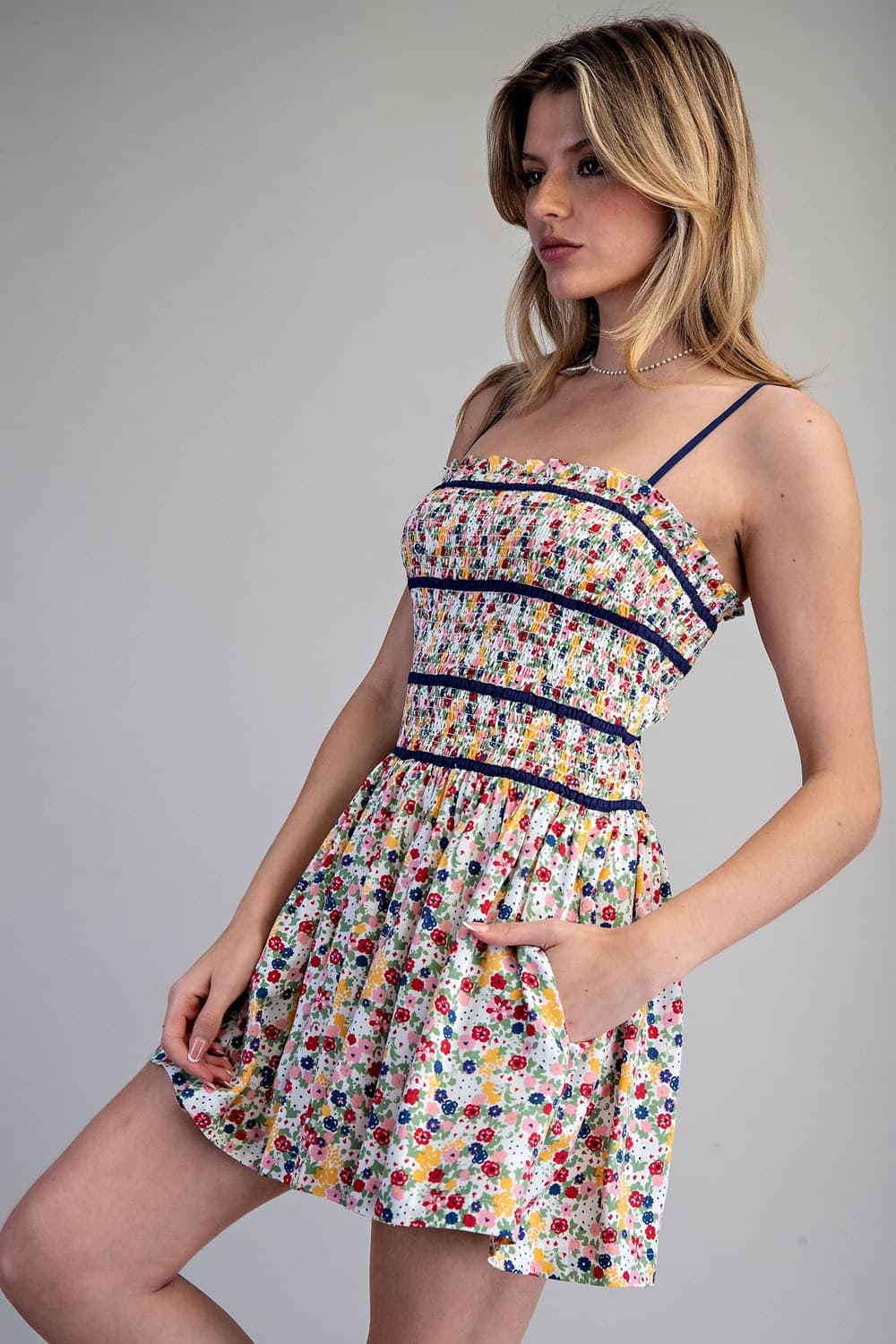 BK14997 - FLORAL GARDEN