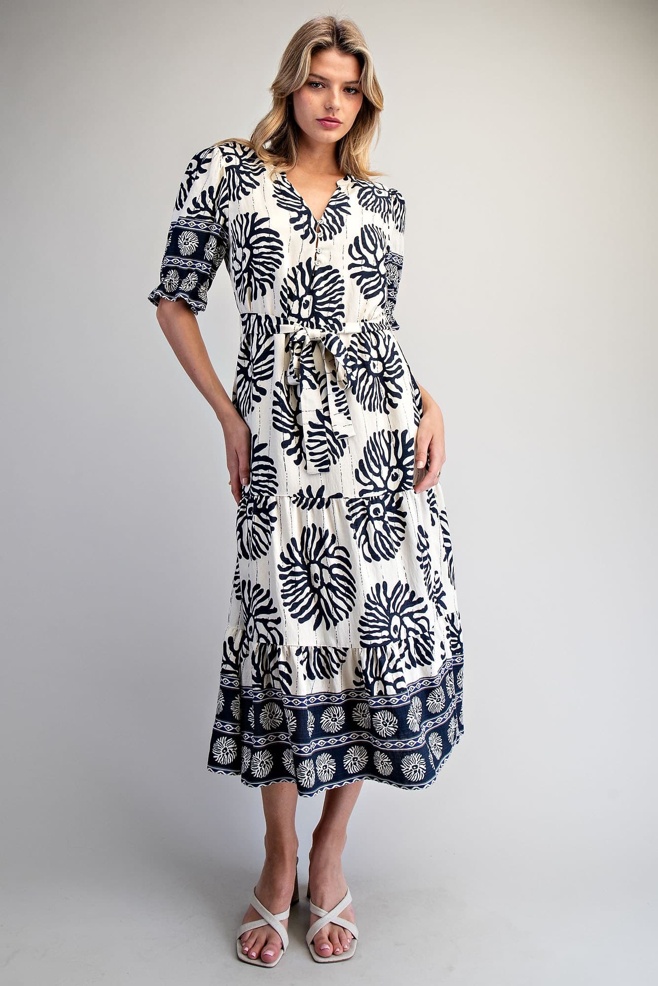 DH15636 - NAVY