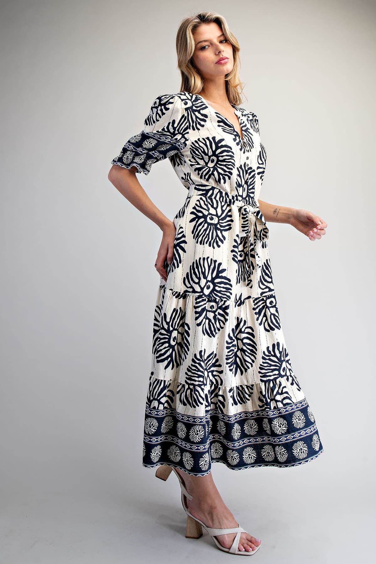 DH15636 - NAVY