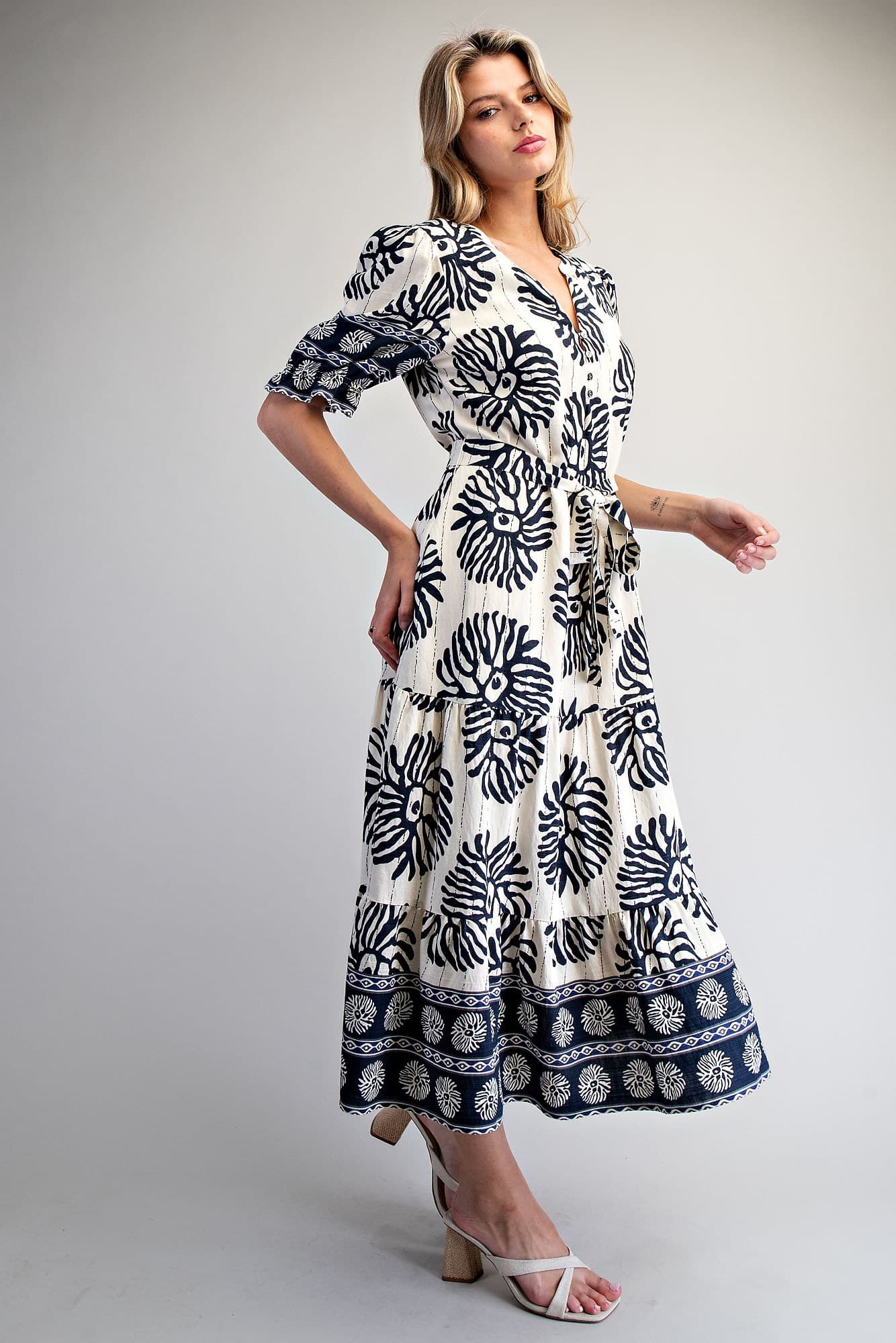 DH15636 - NAVY