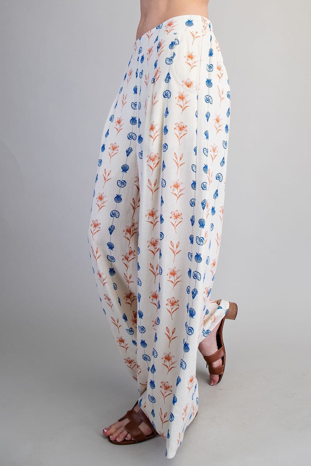 PH15479 - CORAL COAST