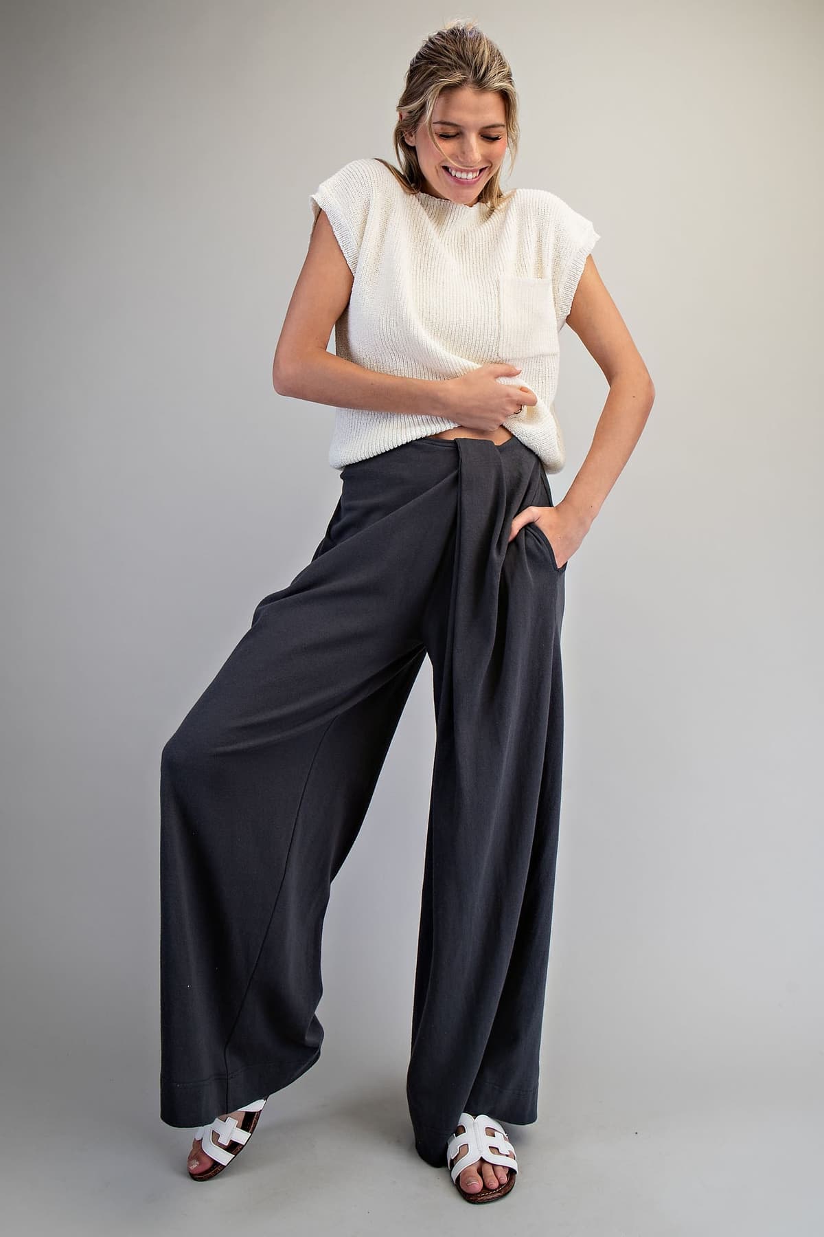 PK16006 - ASH BLACK
