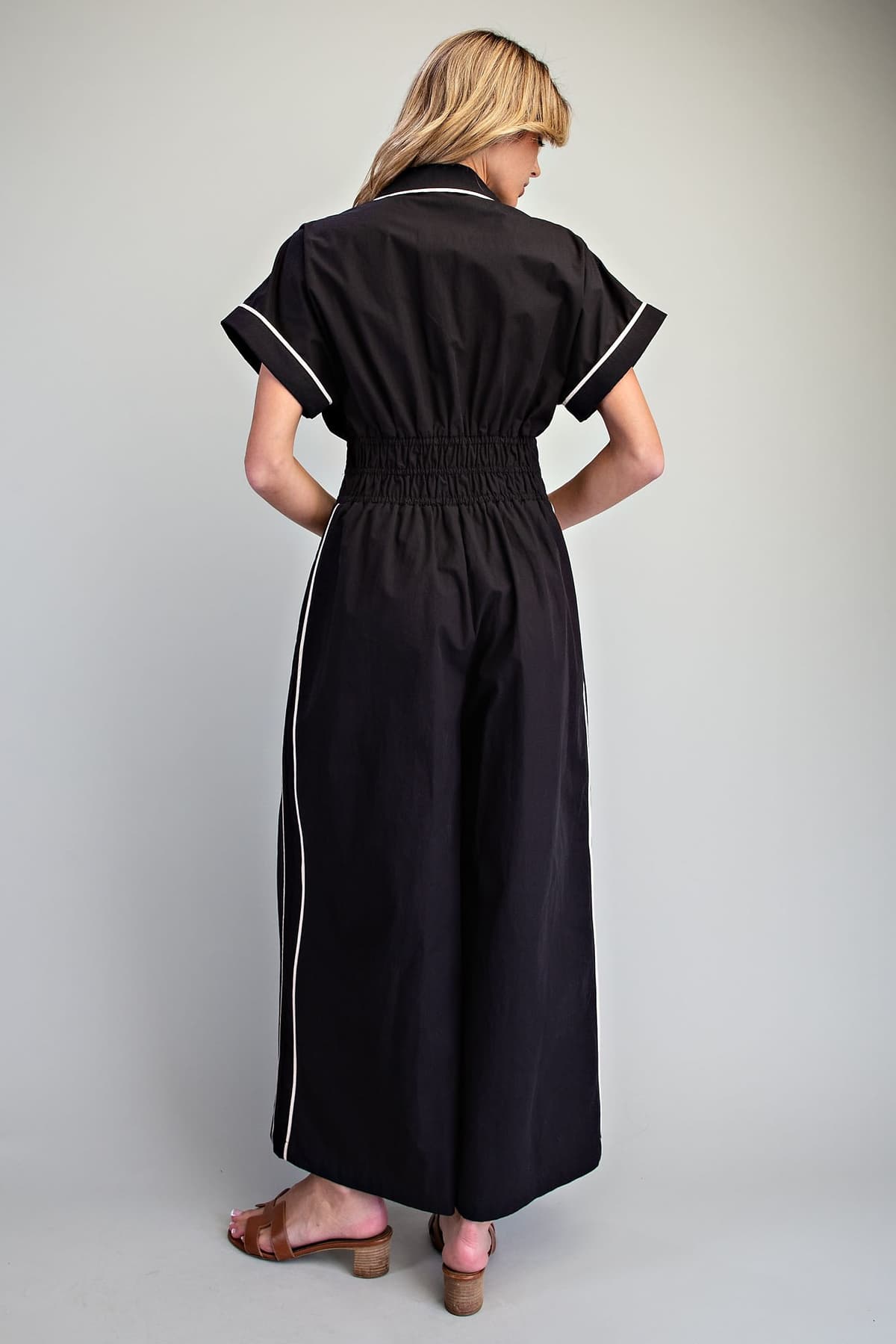 BH15585 - BLACK