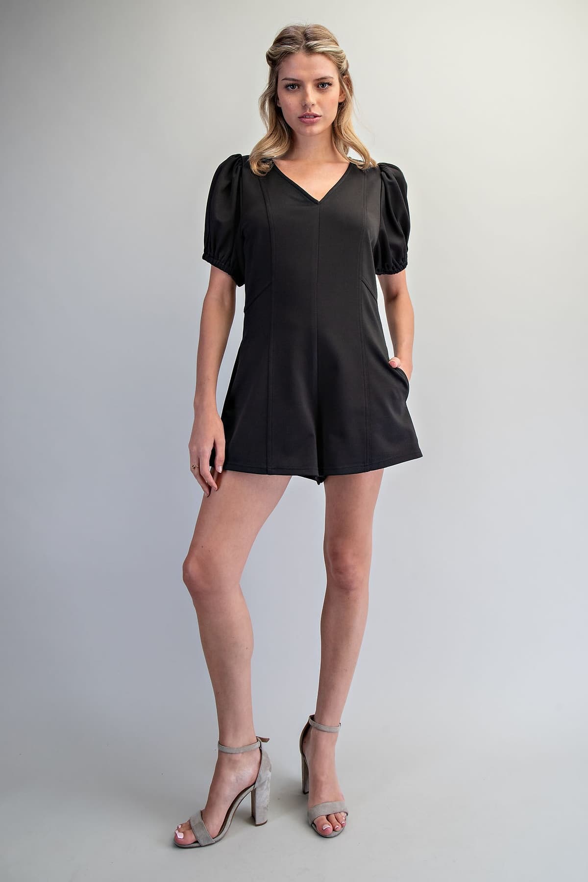 BH15720 - BLACK