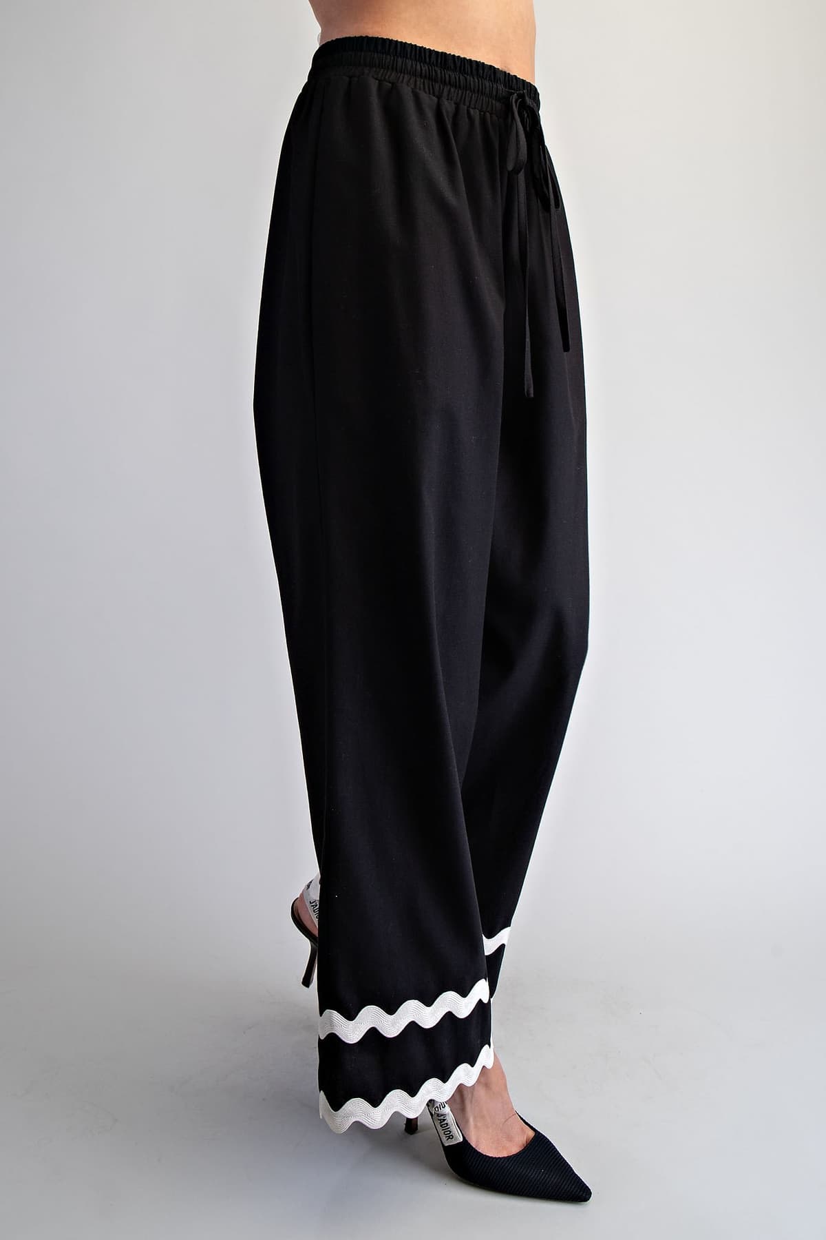PK16104 - BLACK