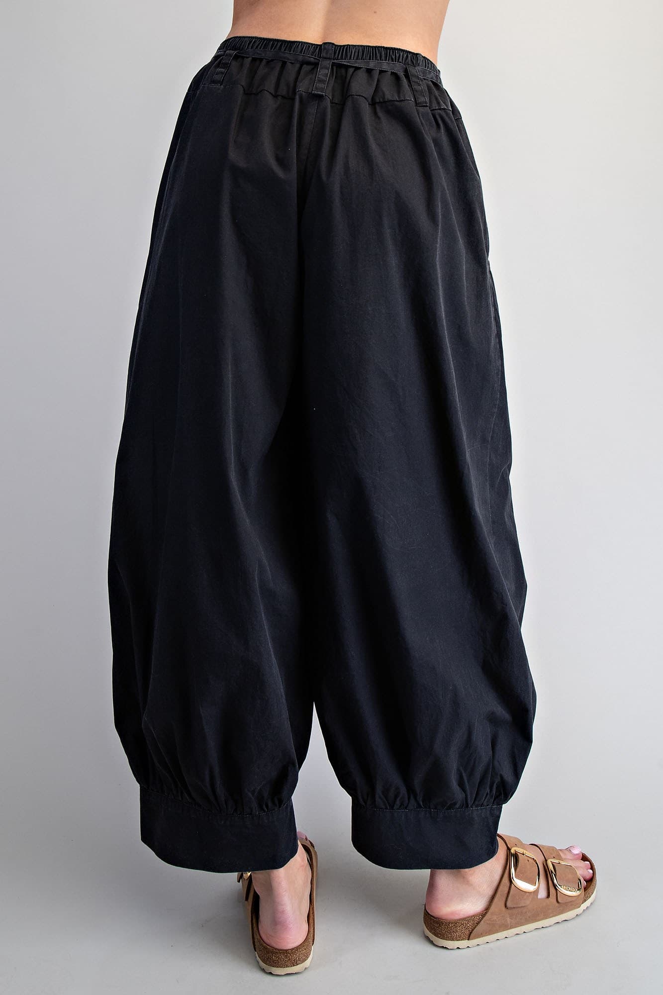 PH15811 - ASH BLACK
