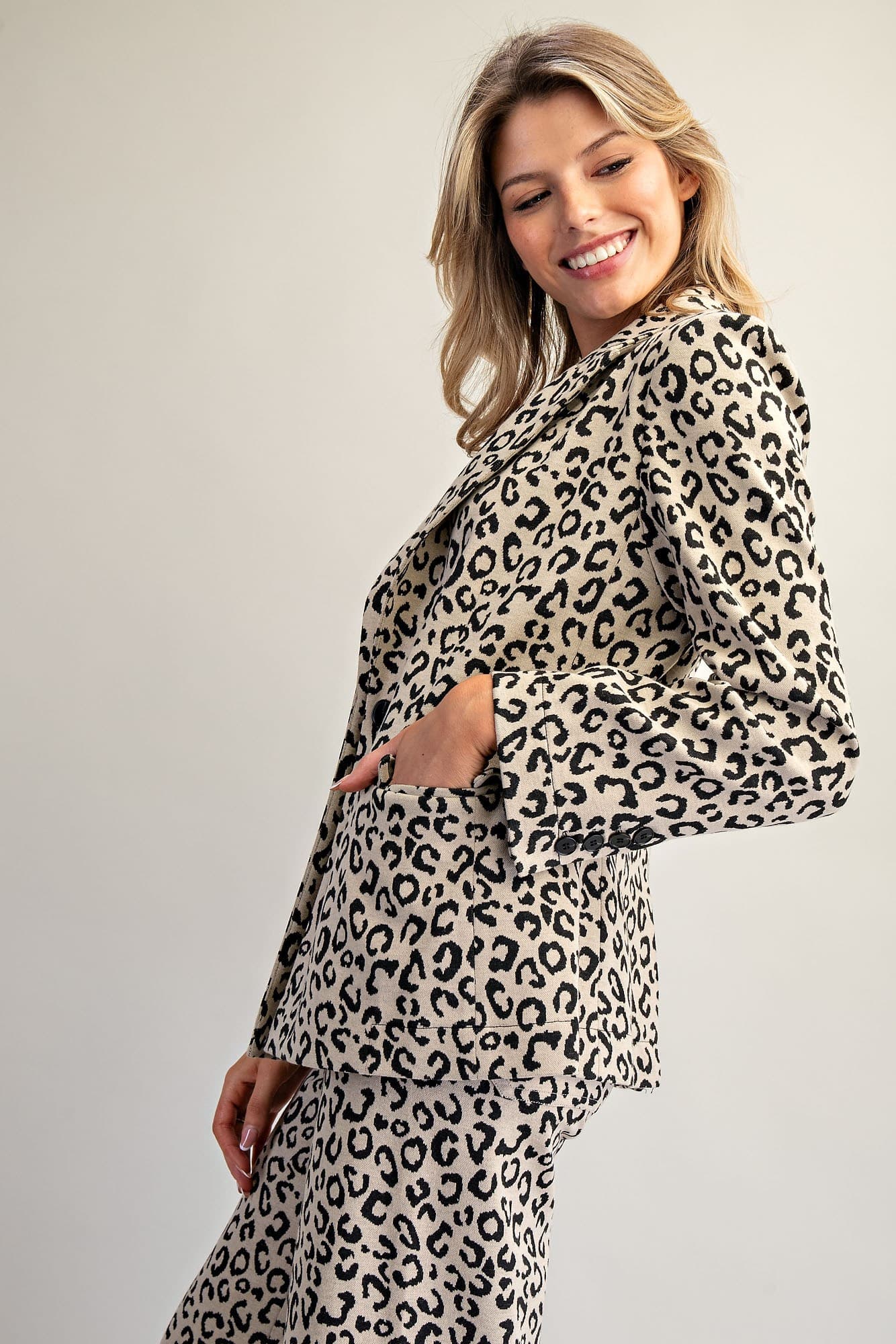 JK16273 - TAUPE