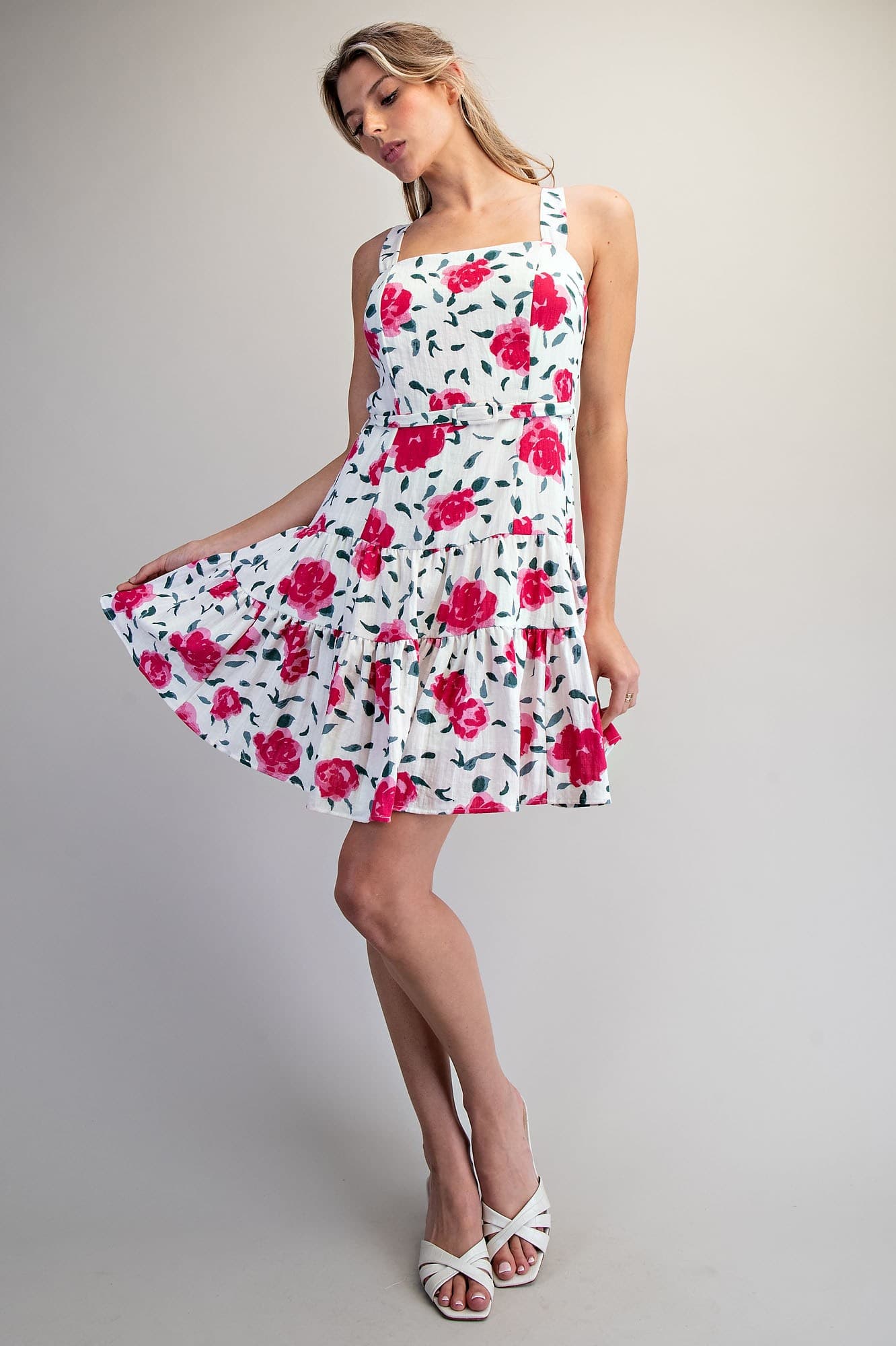 DK16007 - ROSE GARDEN