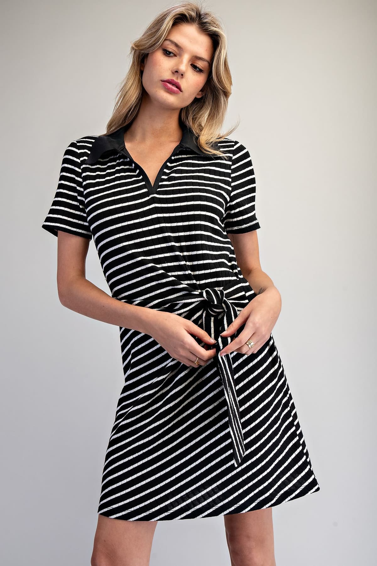 DH15357 - BLACK