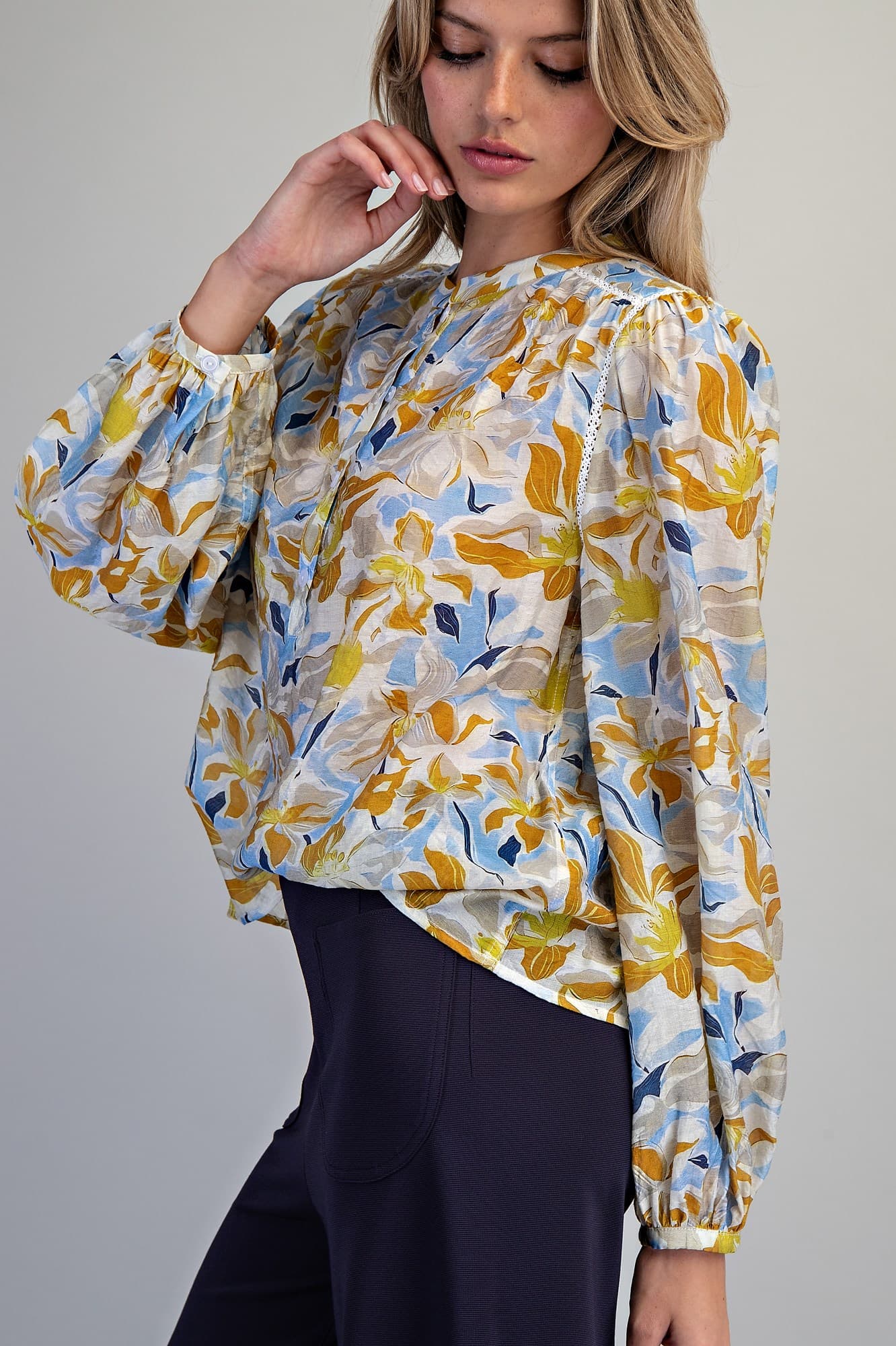 TK16094 - DAISY BLUE