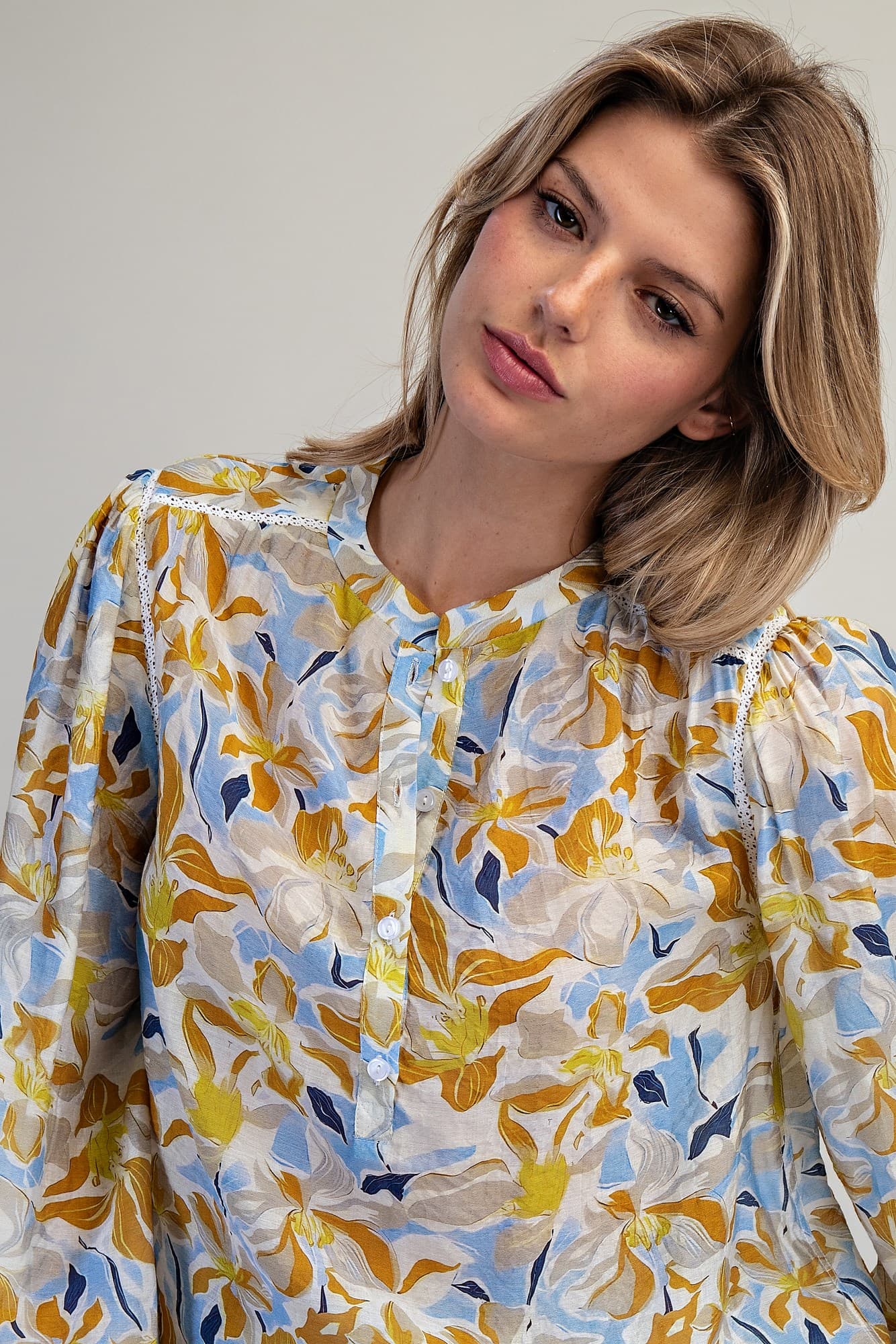 TK16094 - DAISY BLUE
