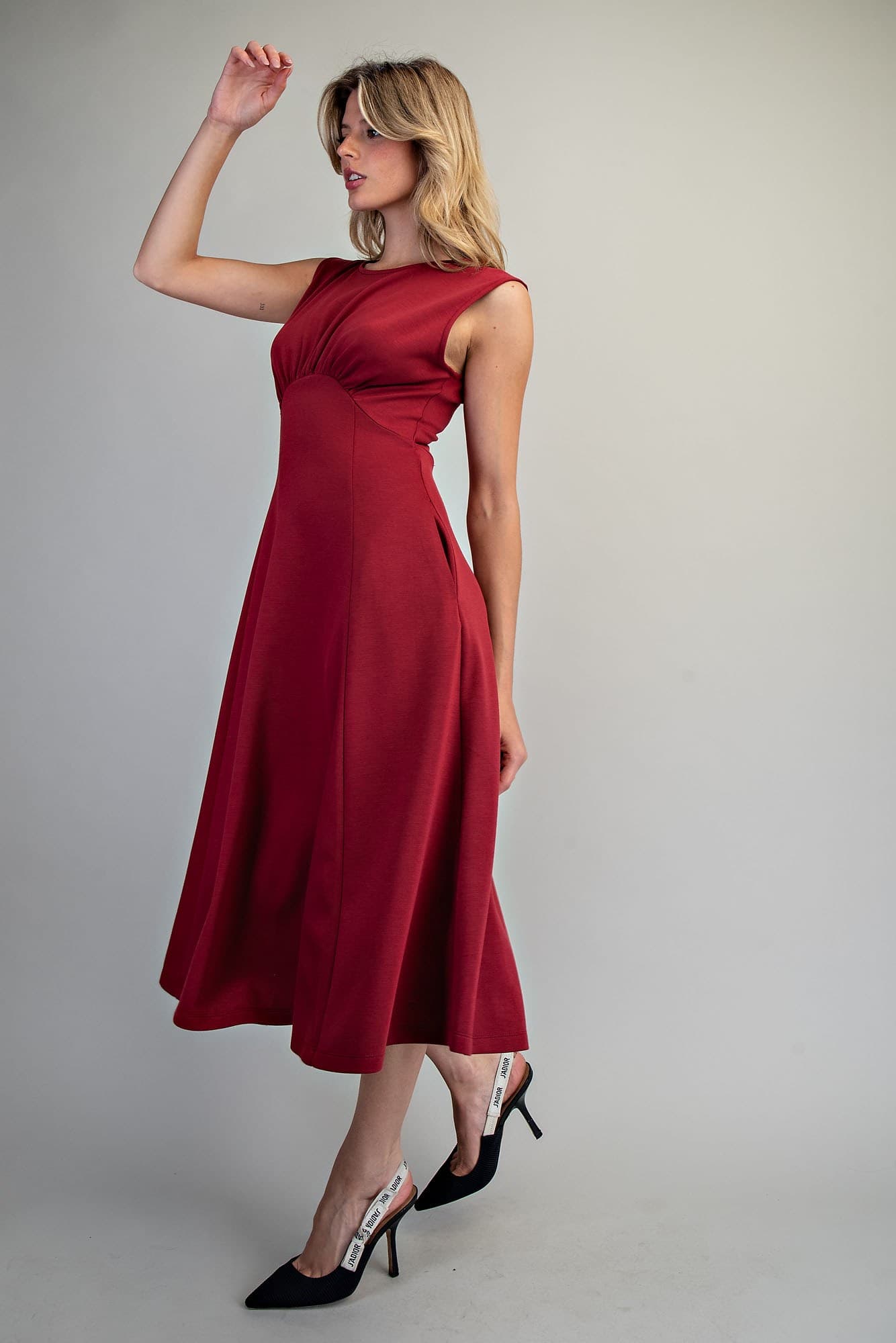 DK16070 - WINE