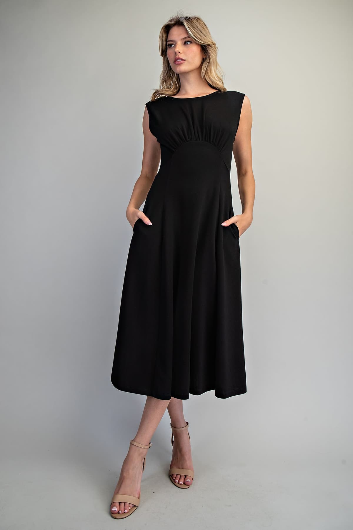 DK16070 - BLACK