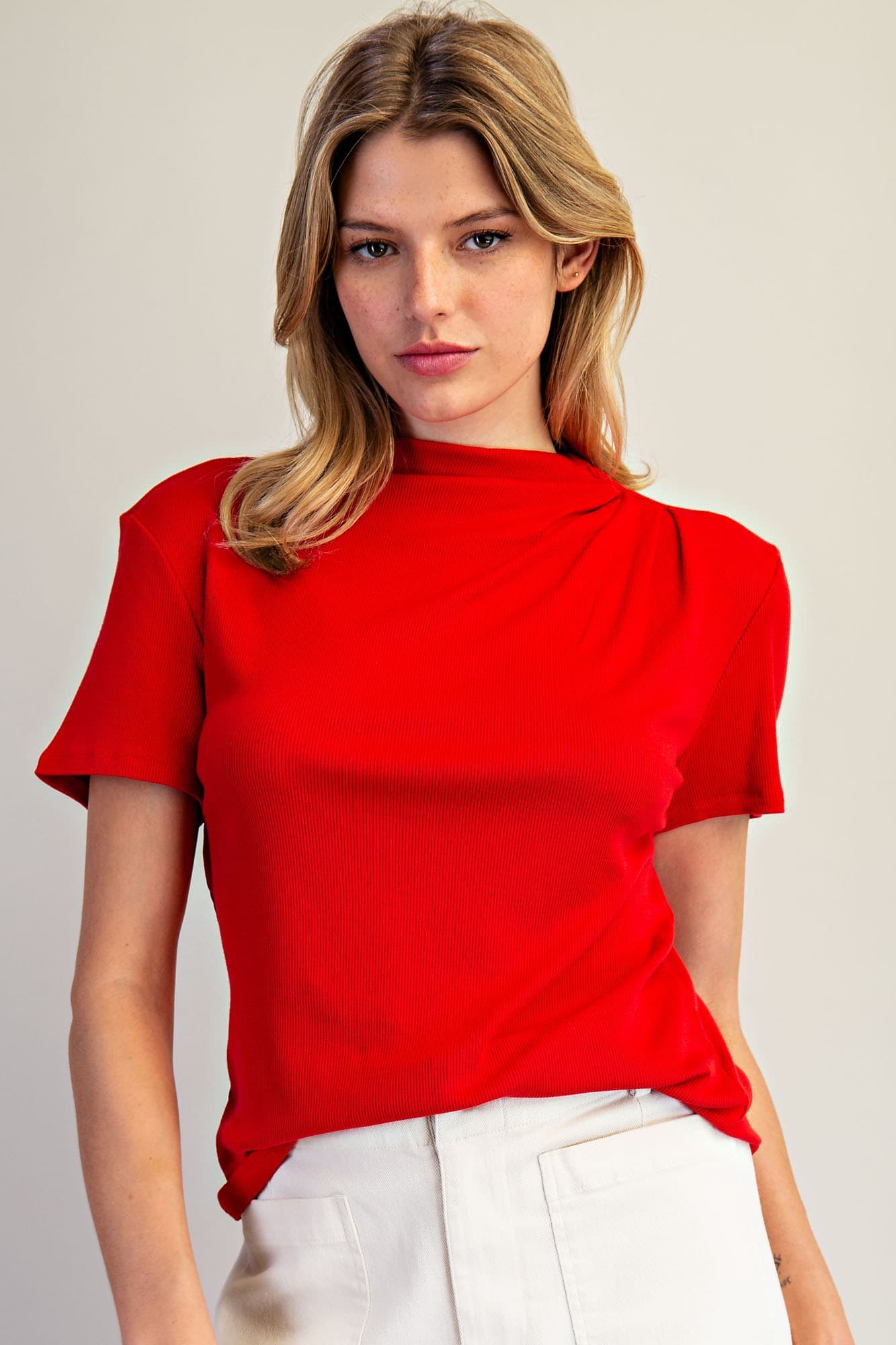 TK16122 - RED