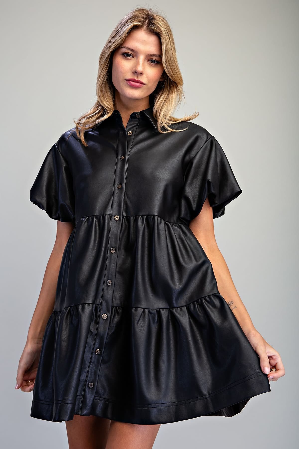 DK16068 - BLACK