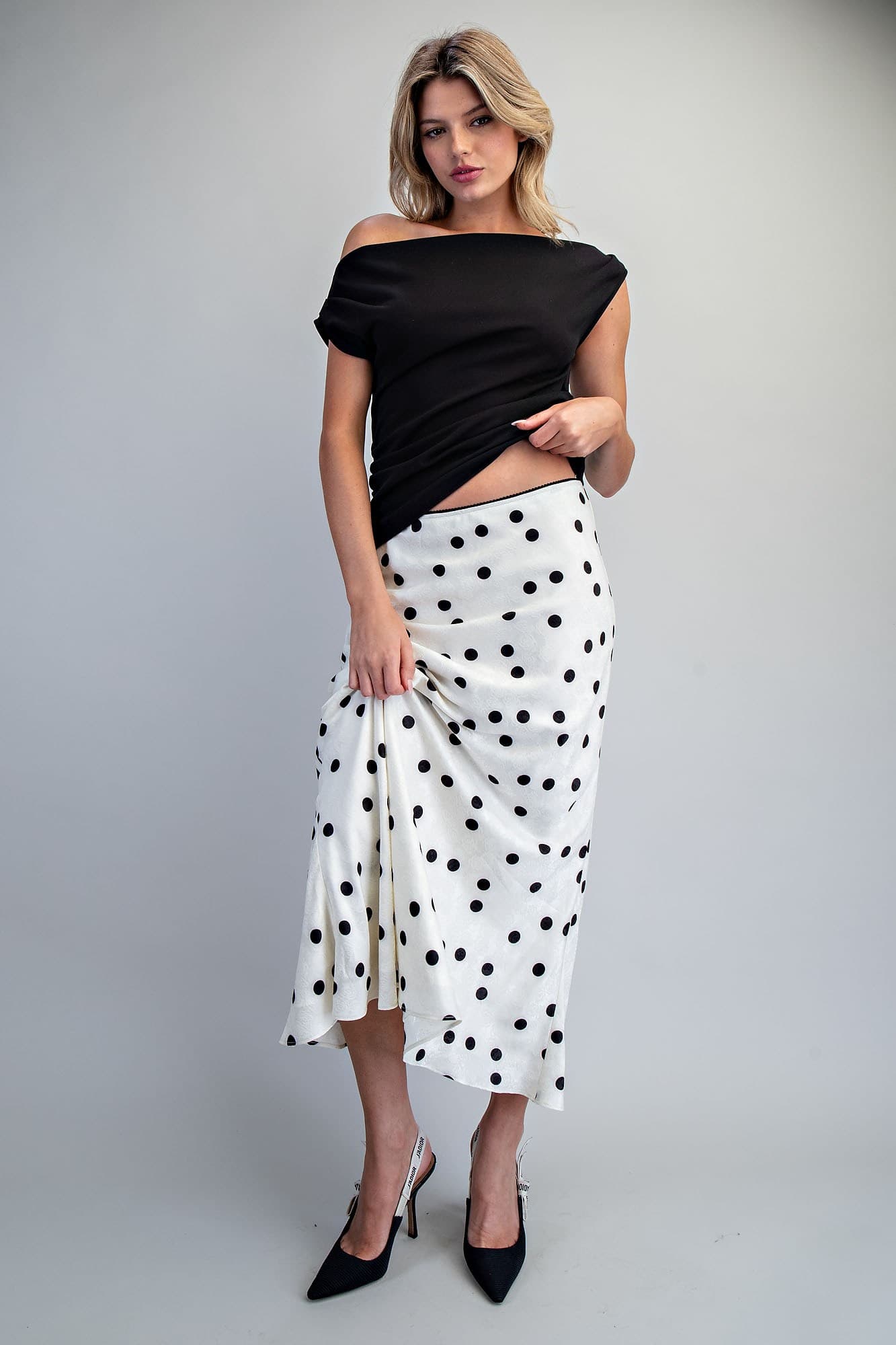 SHS15858 - CREAM
