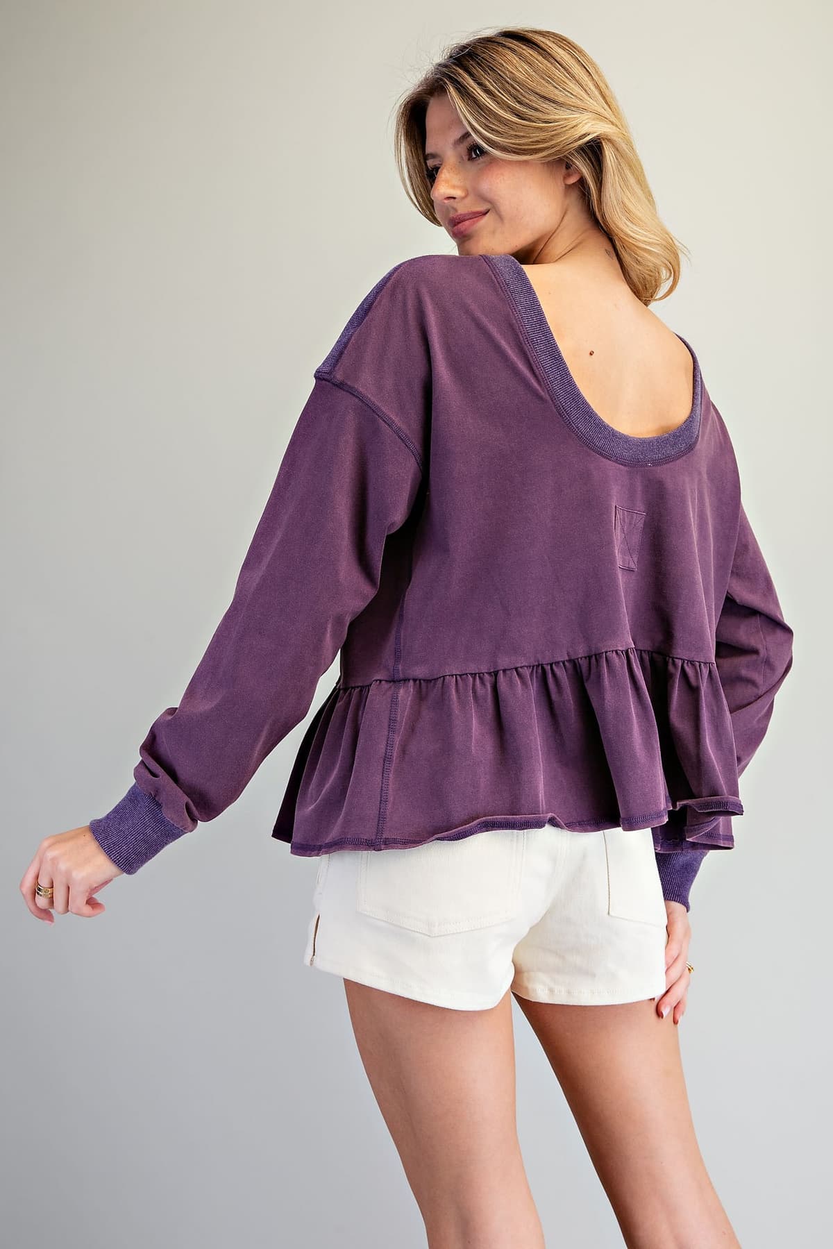 TH15856 - PLUM