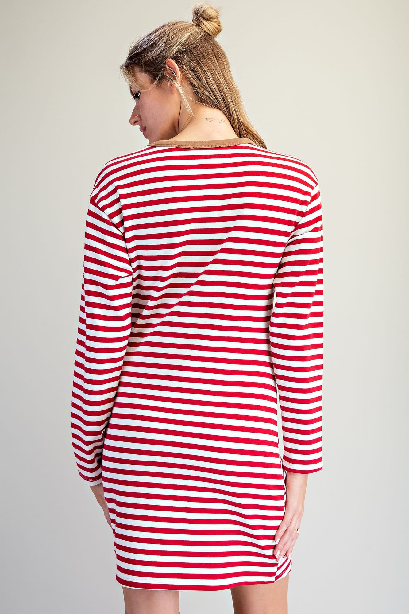 DH17032 - WINE
