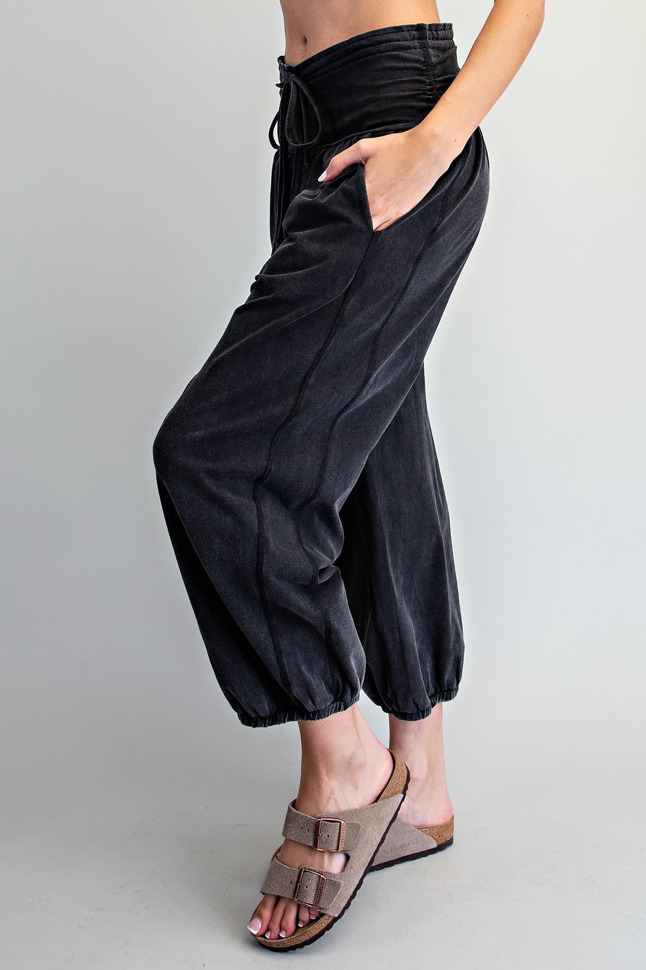 PK16436 - ASH BLACK