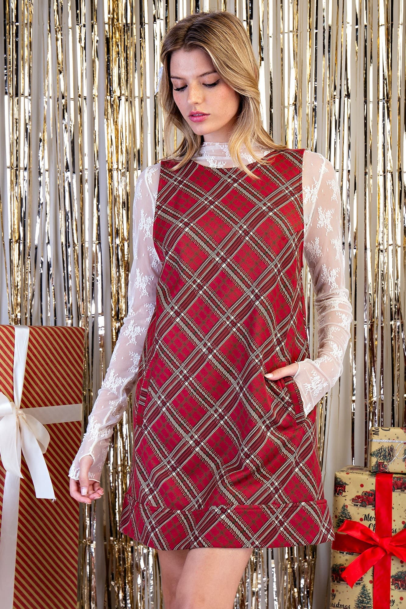 DH17020 - BURGUNDY TARTAN