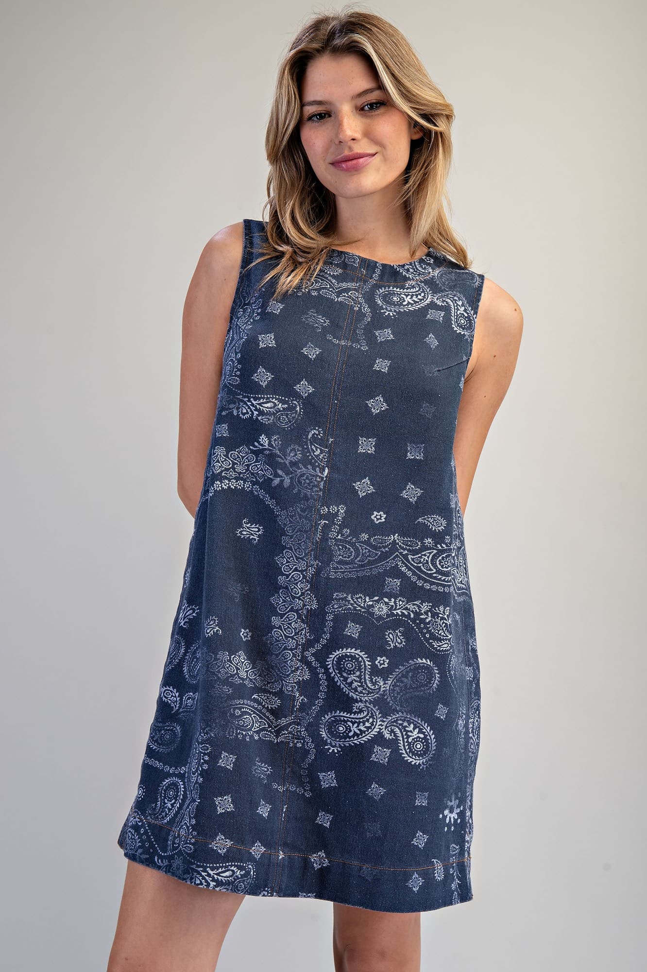DK16669 - MIDNIGHT