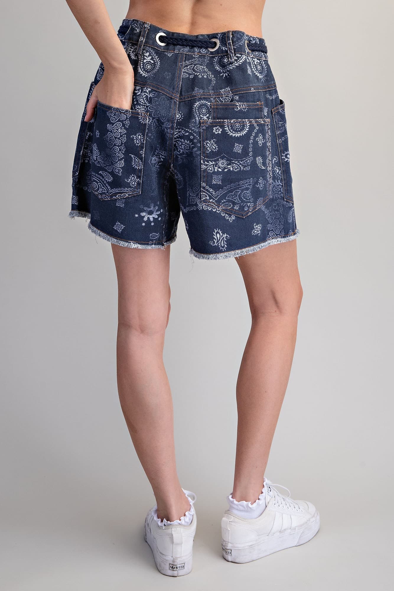 PK16671 - MIDNIGHT