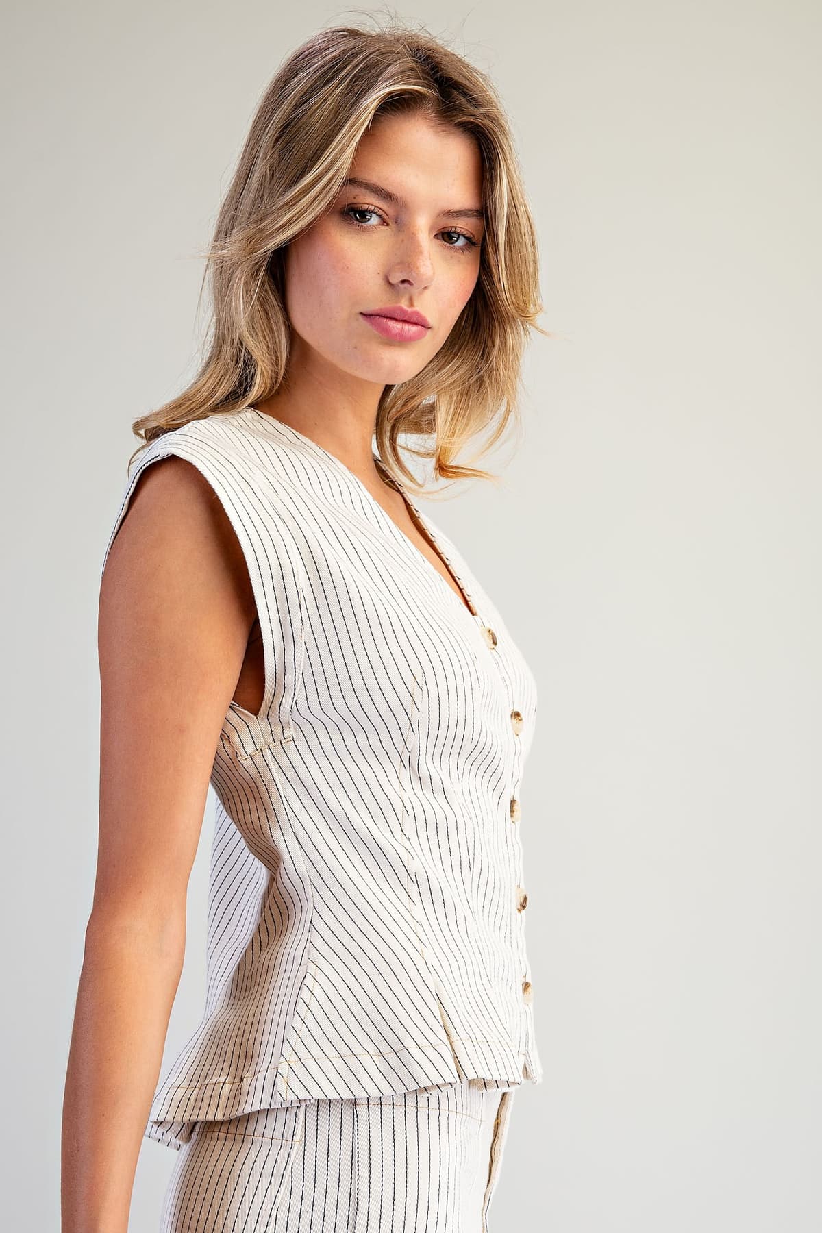 TK16694 - OATMEAL