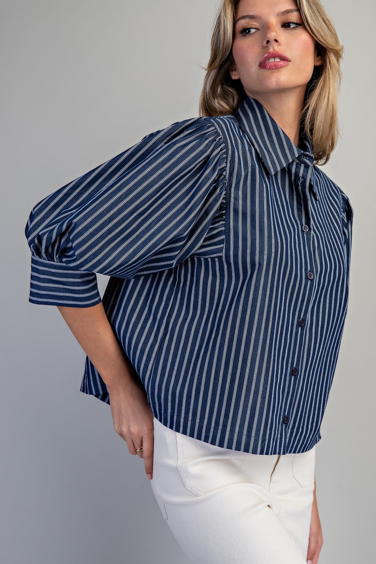 TH17230 - NAVY