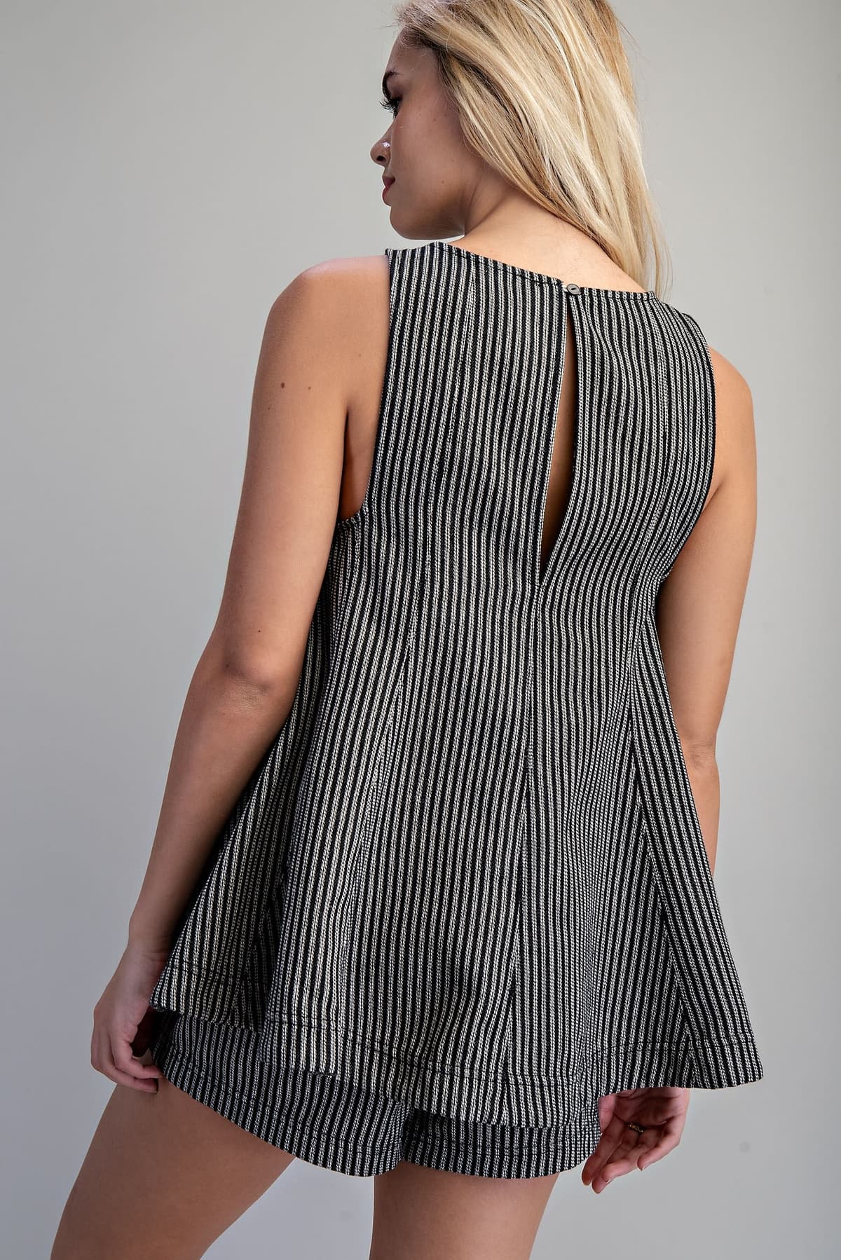TH17234 - ASH BLACK
