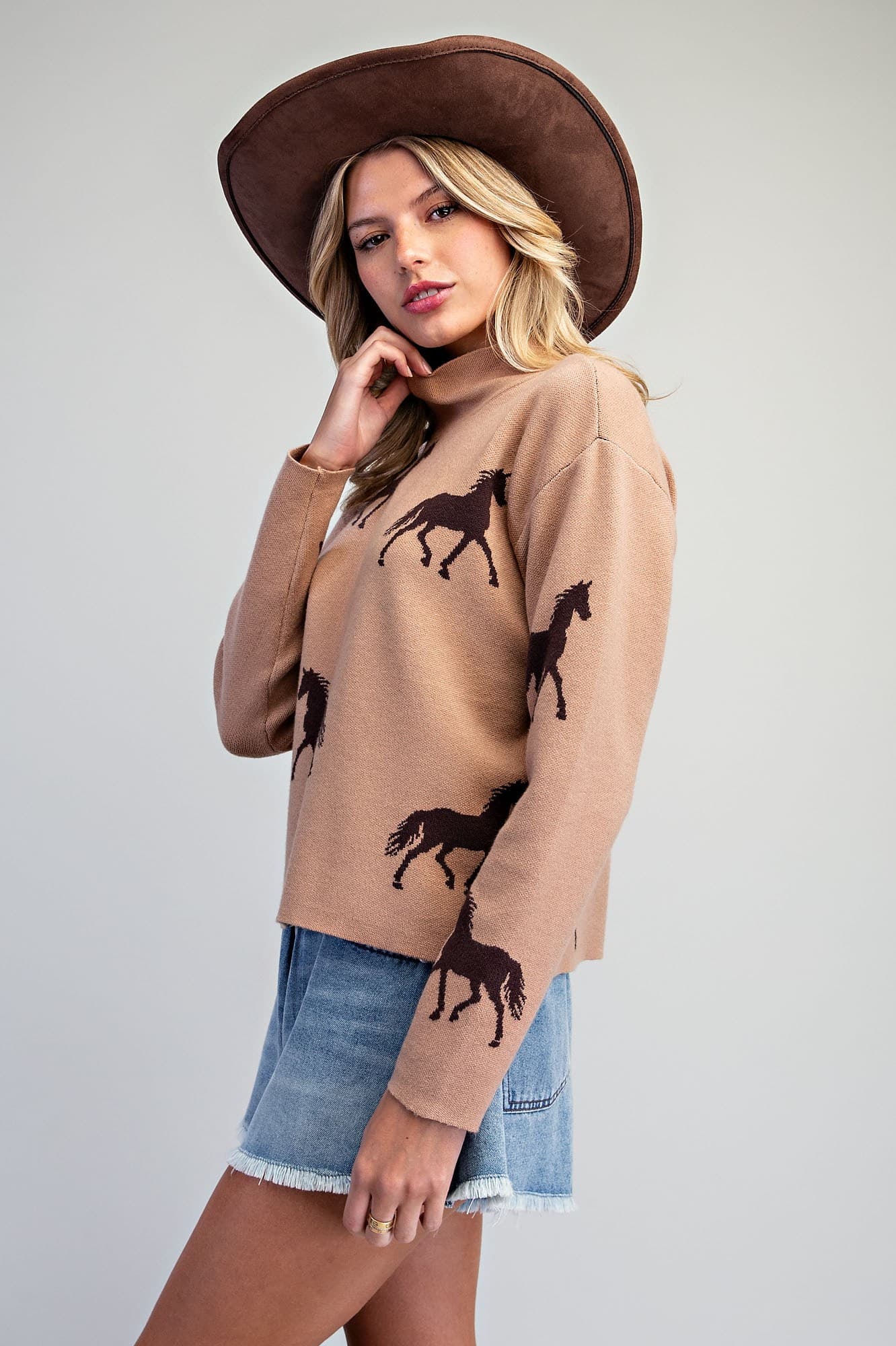 SH17046 - SAND CAMEL