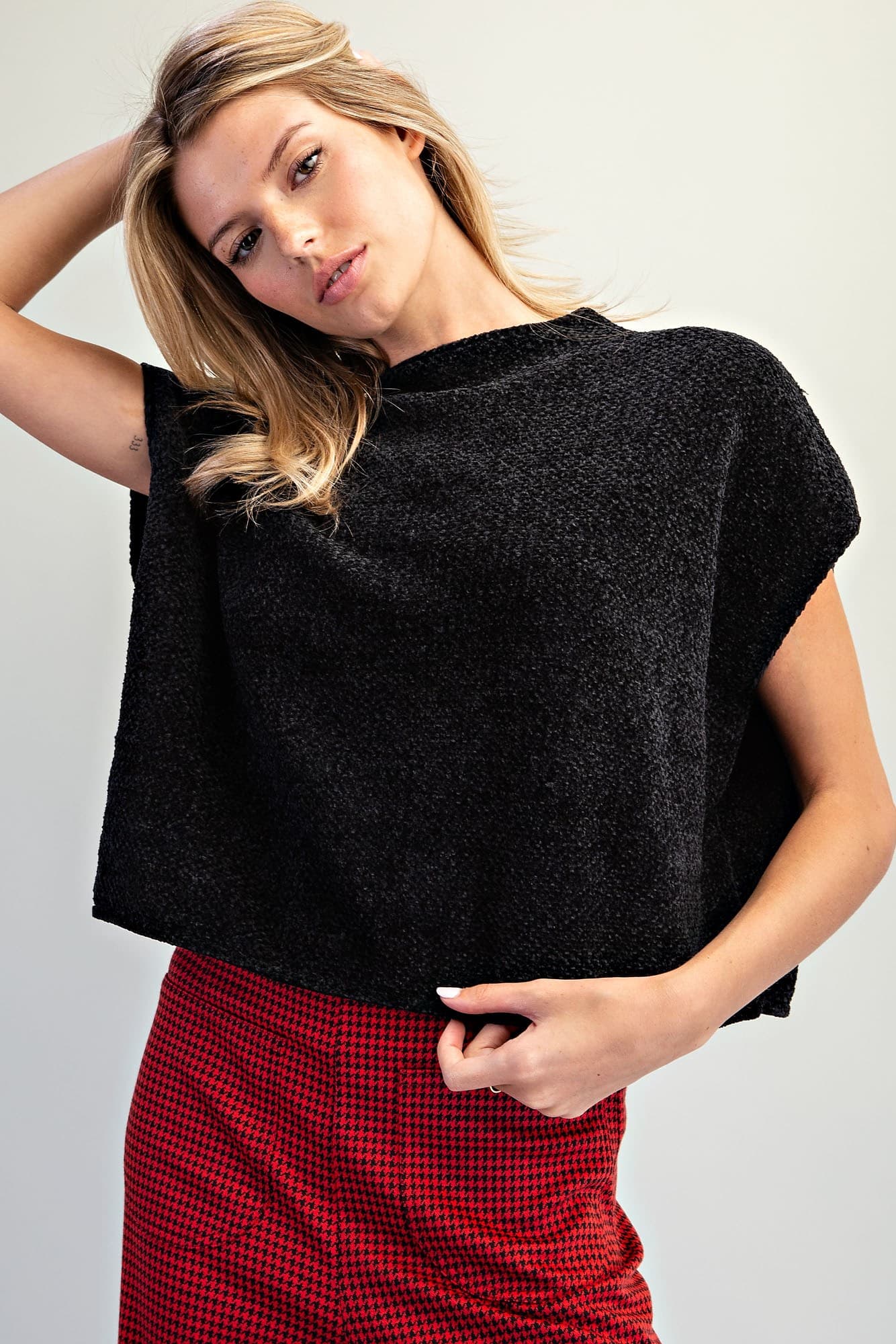 SK16231 - BLACK