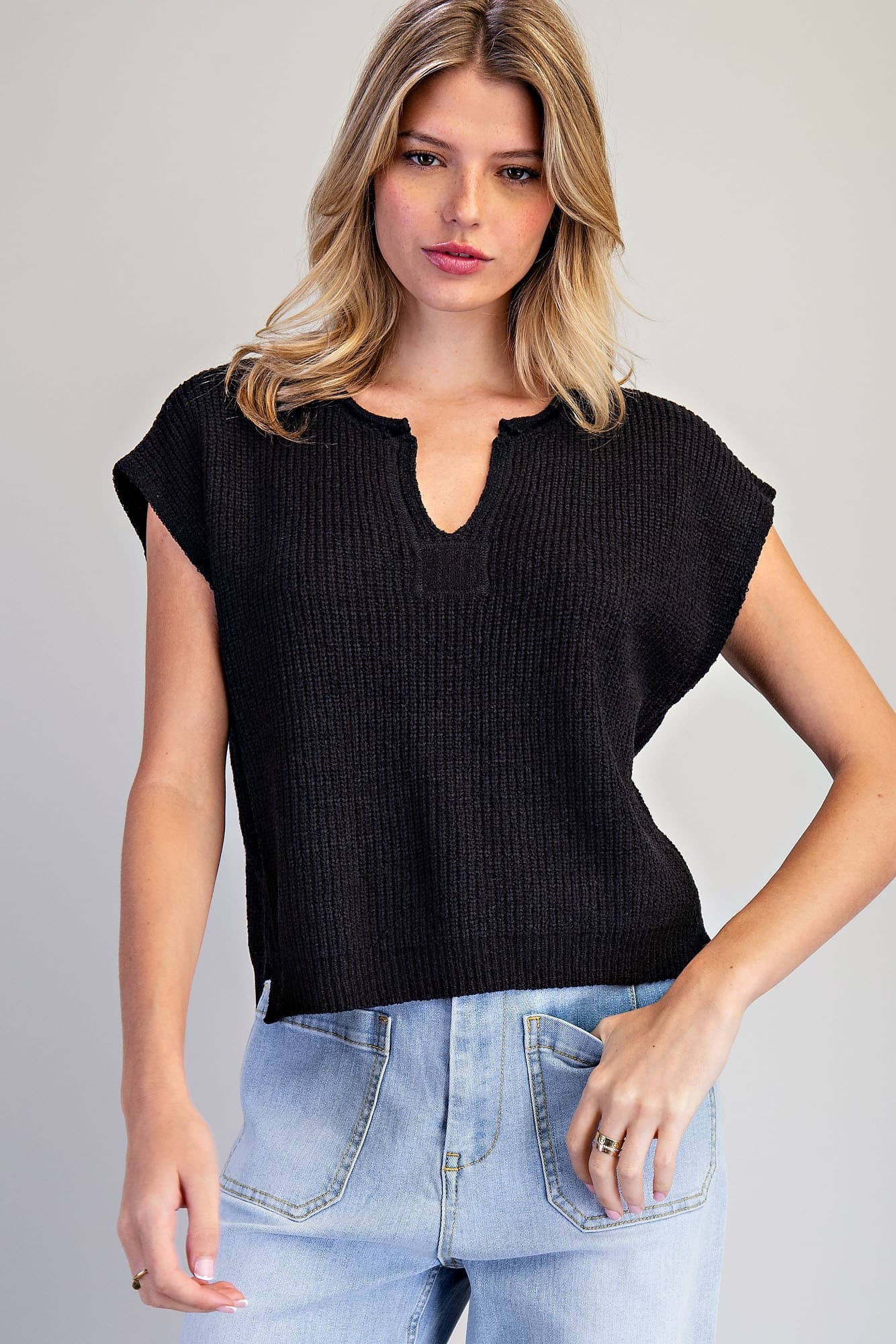 SH15662 - BLACK