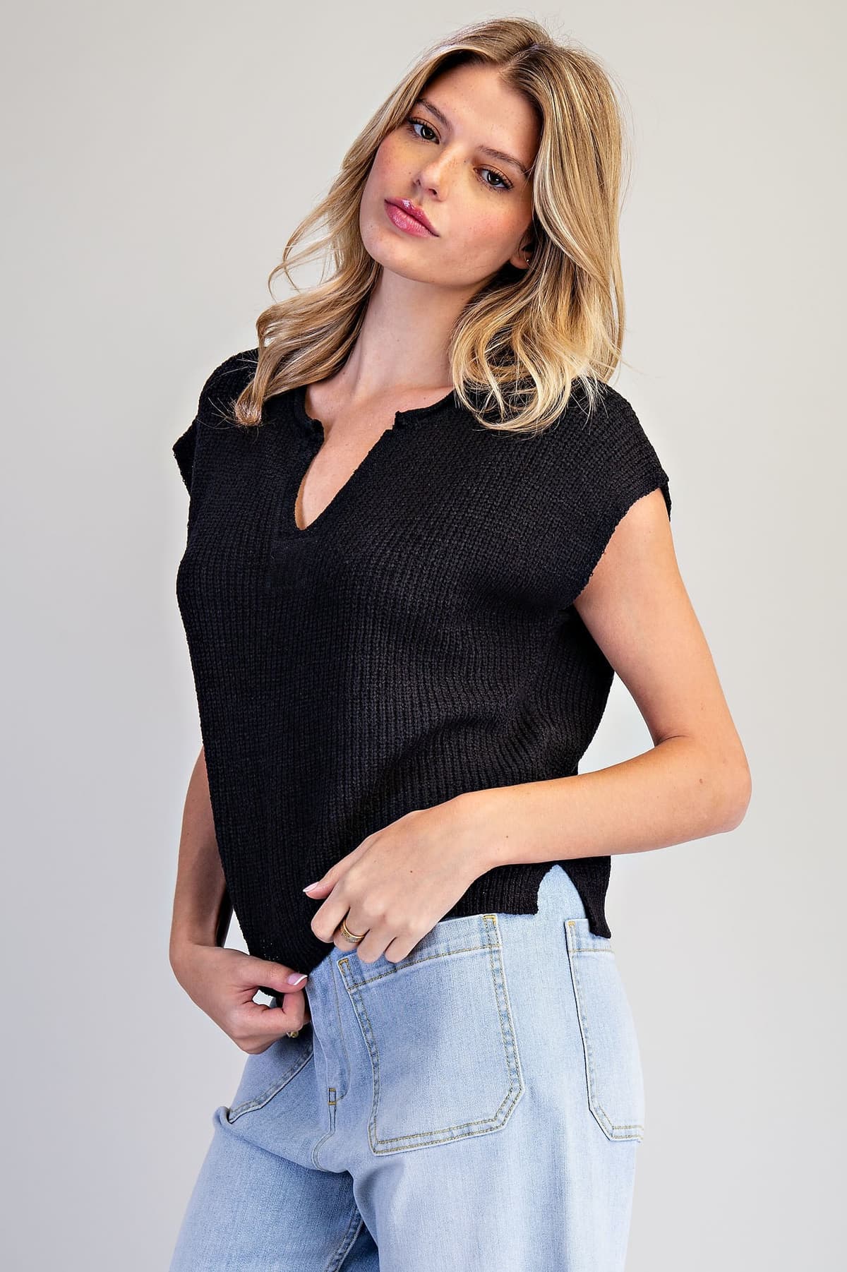SH15662 - BLACK