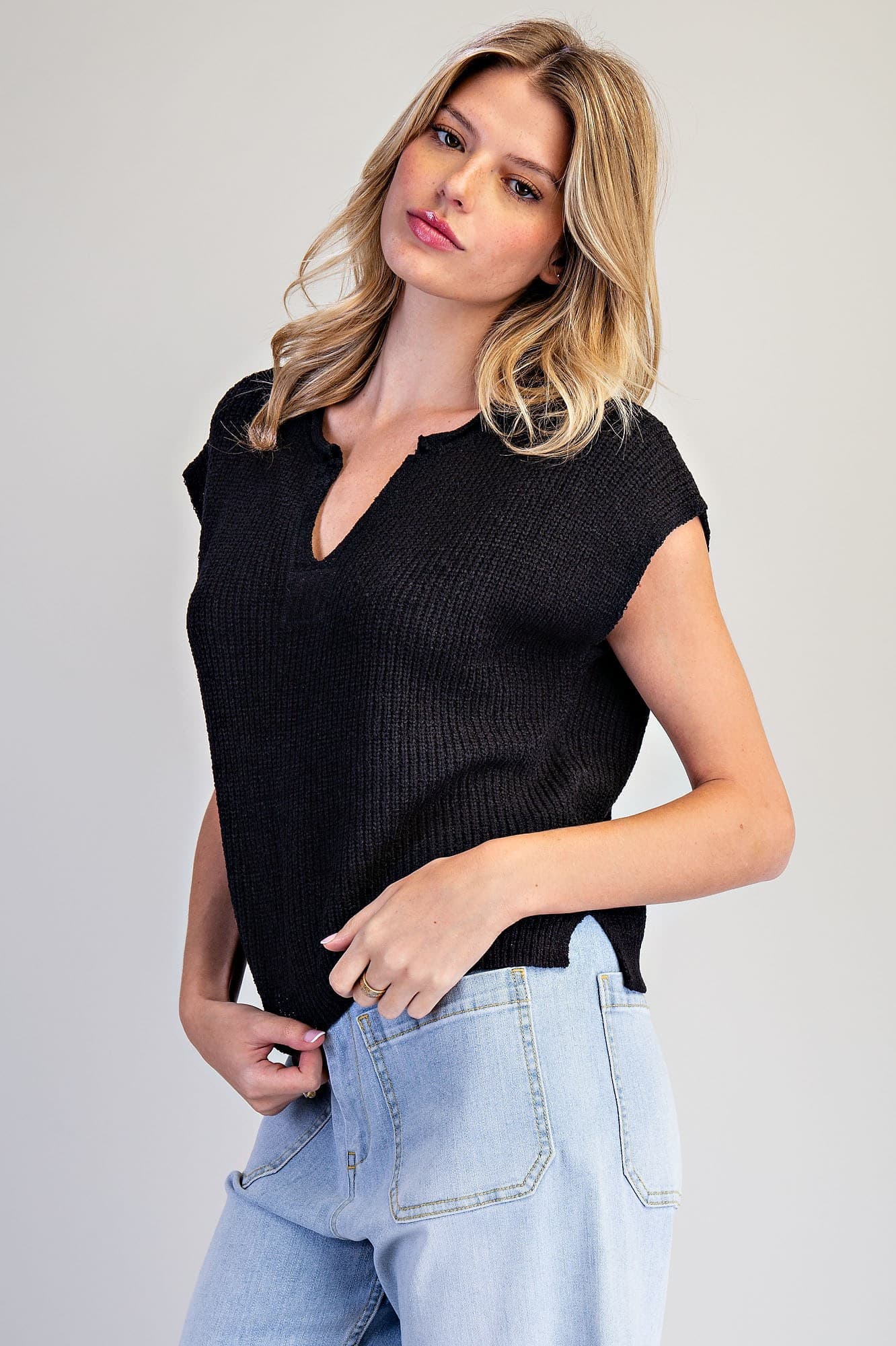 SH15662 - BLACK